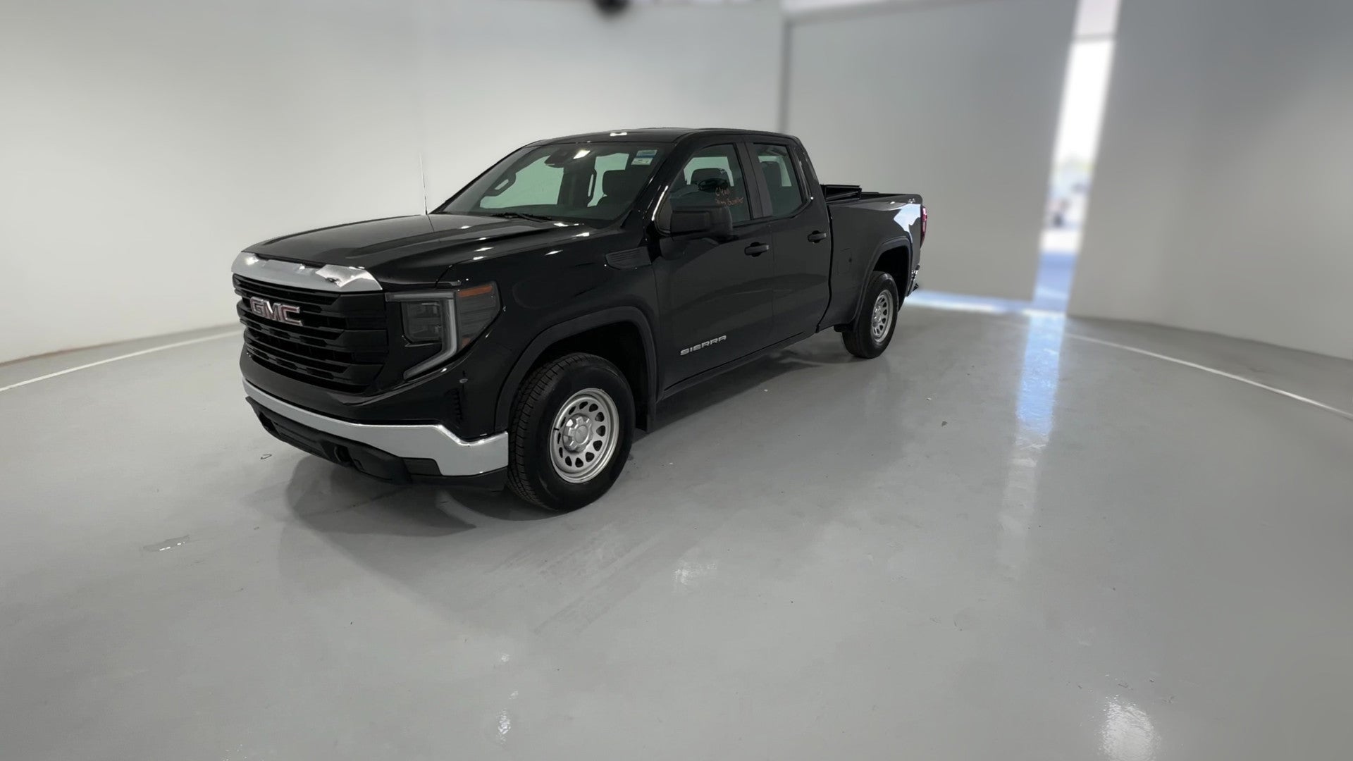 2023 GMC Sierra 1500 Double Cab vehicle photo