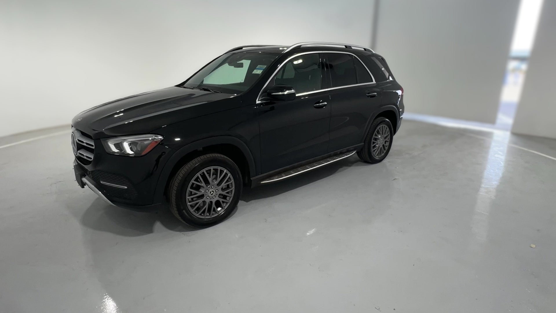 2021 Mercedes-Benz GLE vehicle photo