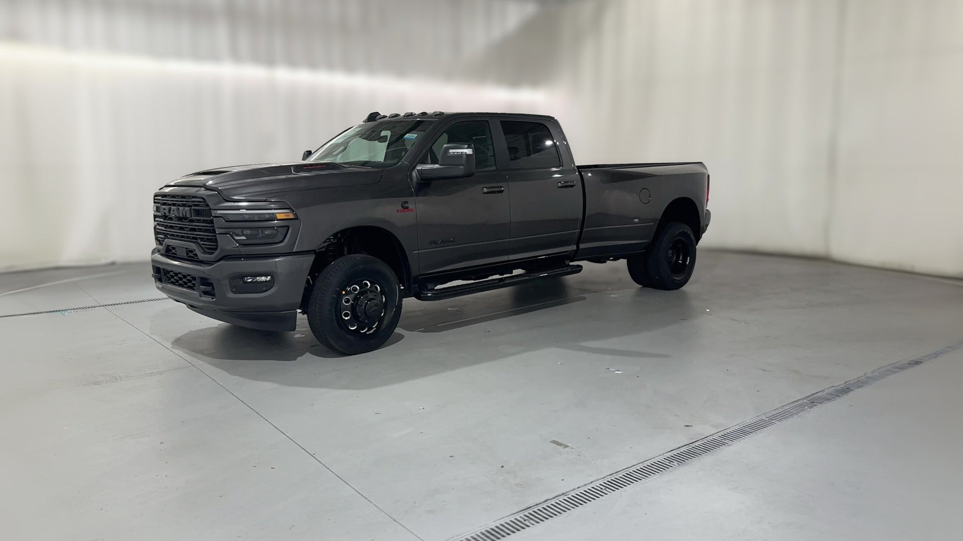 2026 Ram 3500 Crew Cab vehicle photo