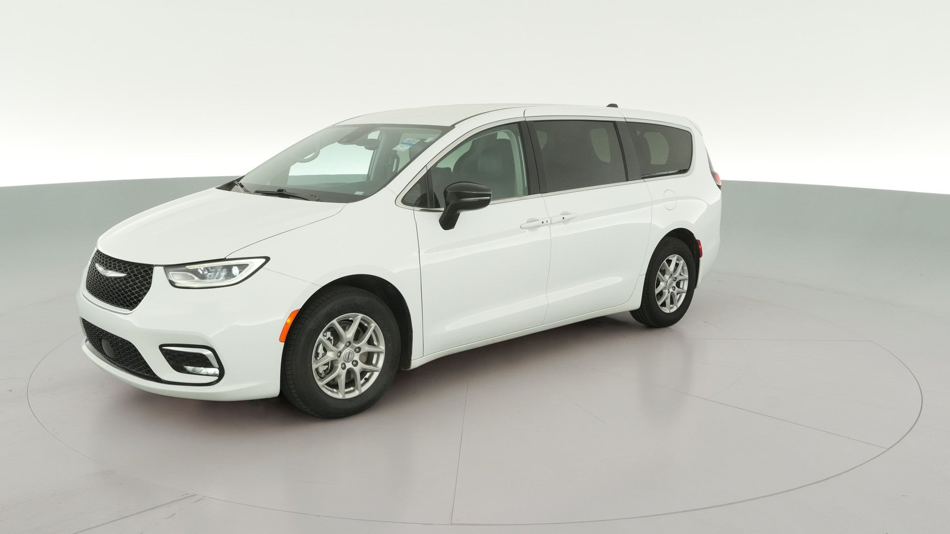 2024 Chrysler Pacifica vehicle photo