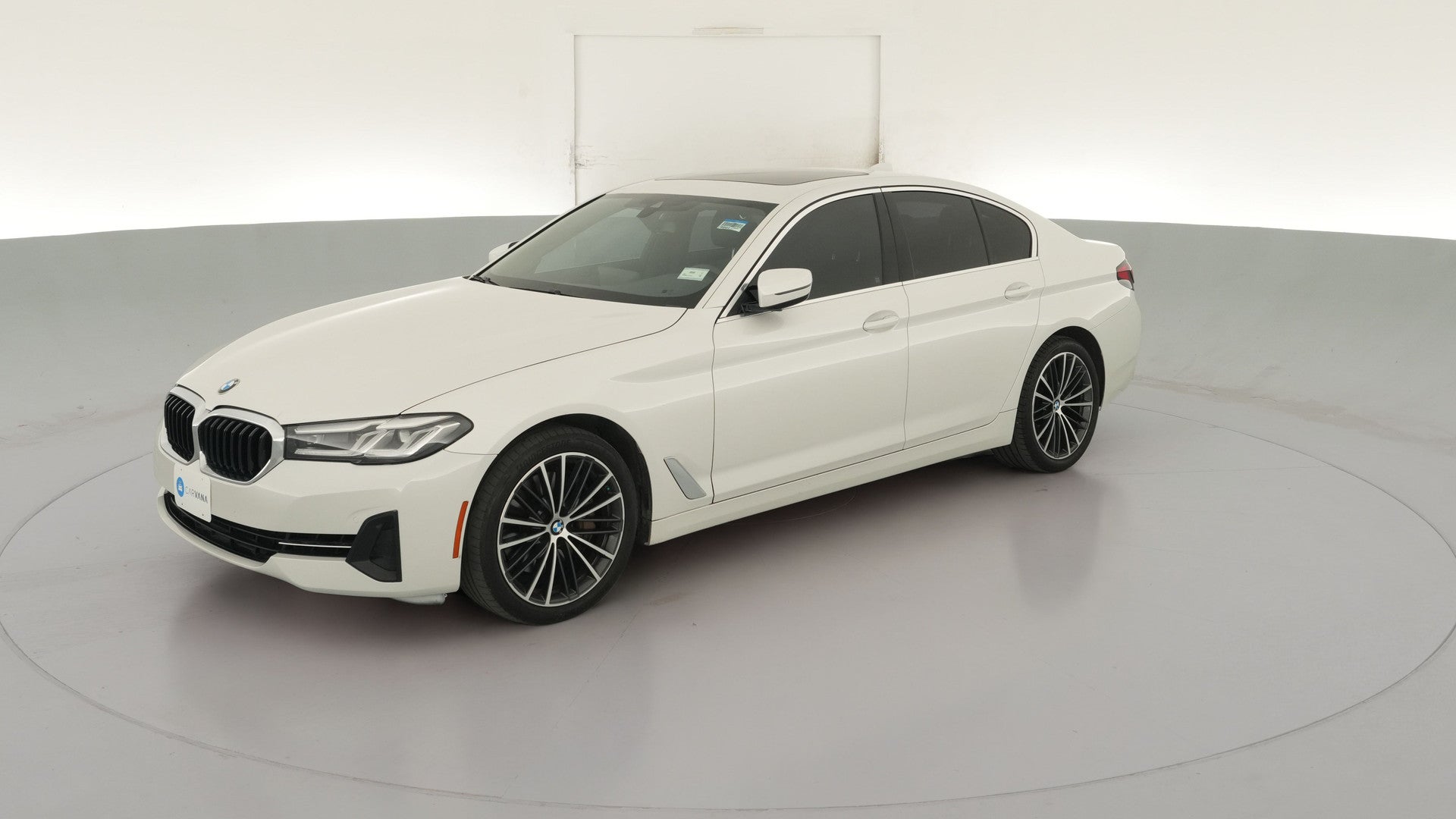 2023 BMW 5 Series vehicle photo