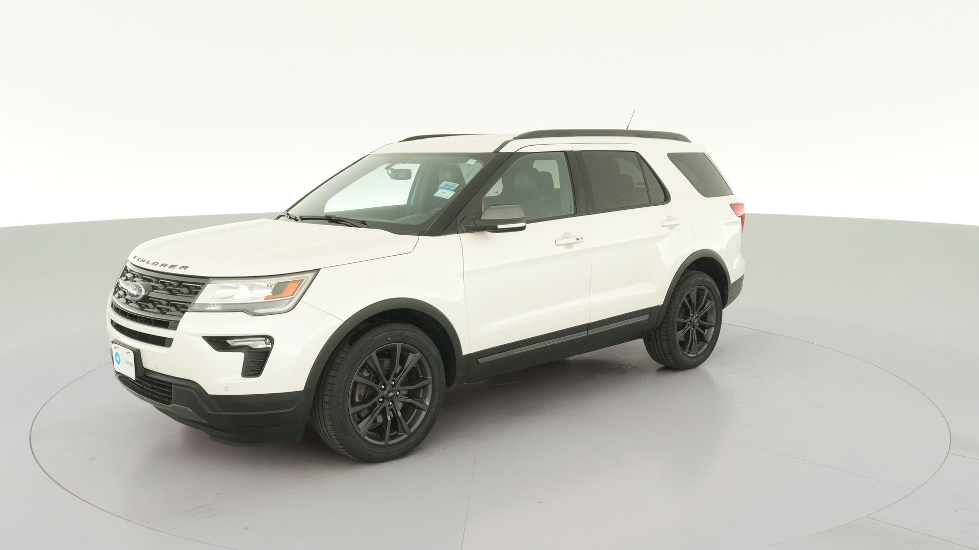 2018 Ford Explorer vehicle photo