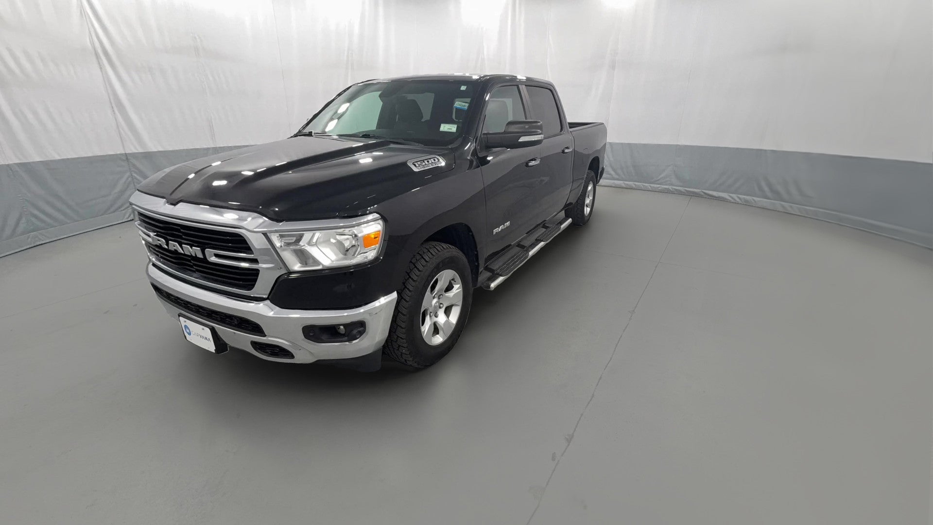 2019 Ram 1500 Crew Cab vehicle photo