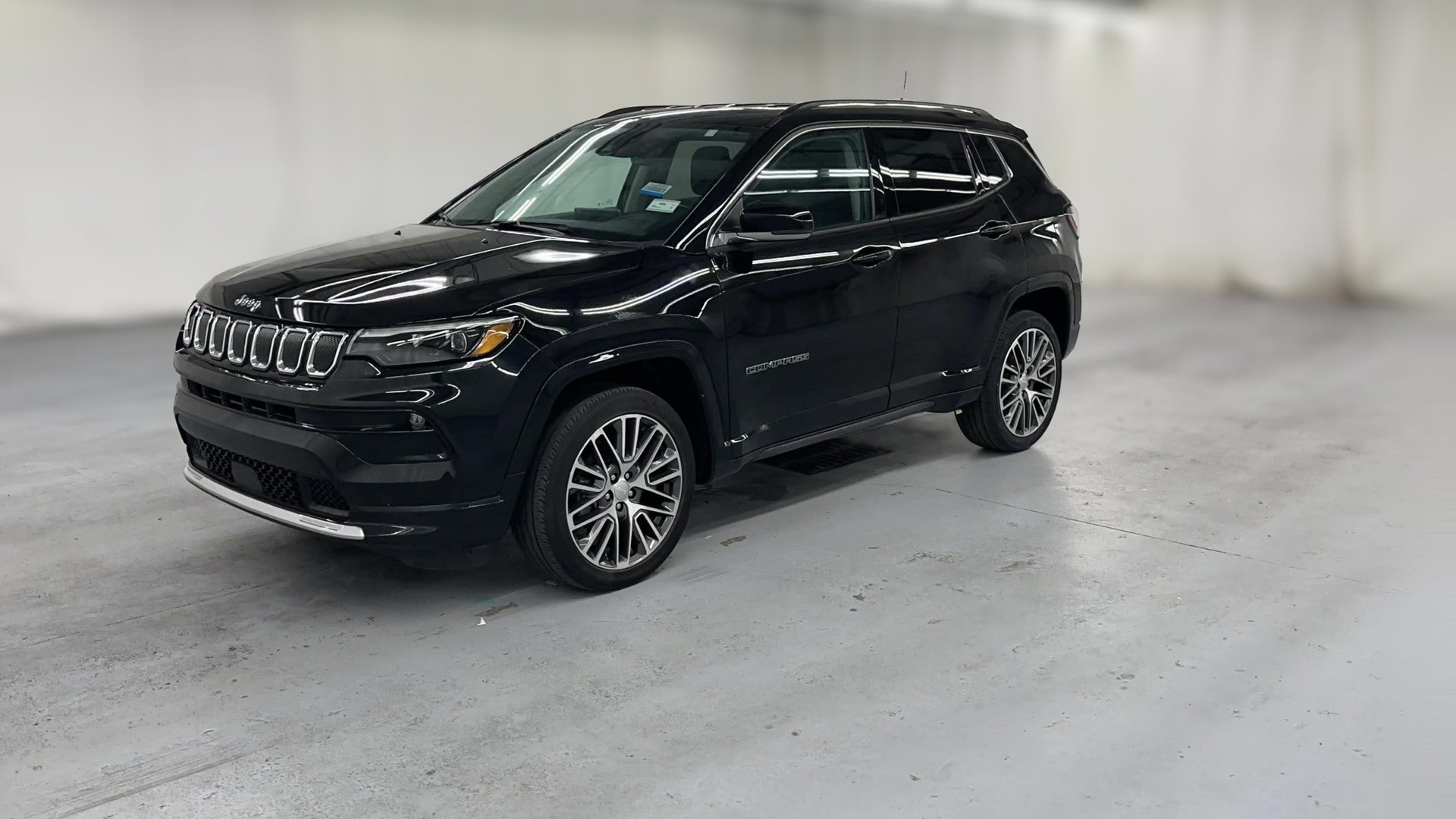 2022 Jeep Compass vehicle photo
