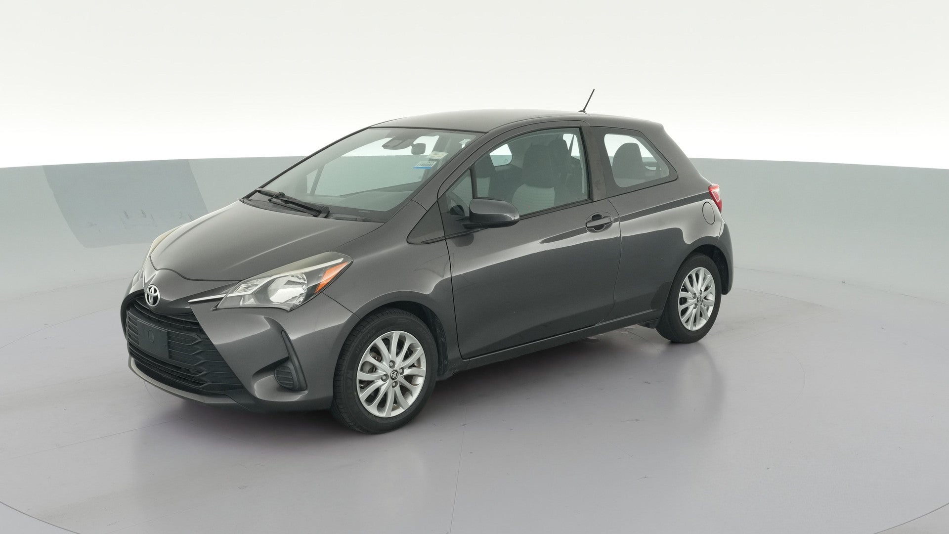 2018 Toyota Yaris vehicle photo