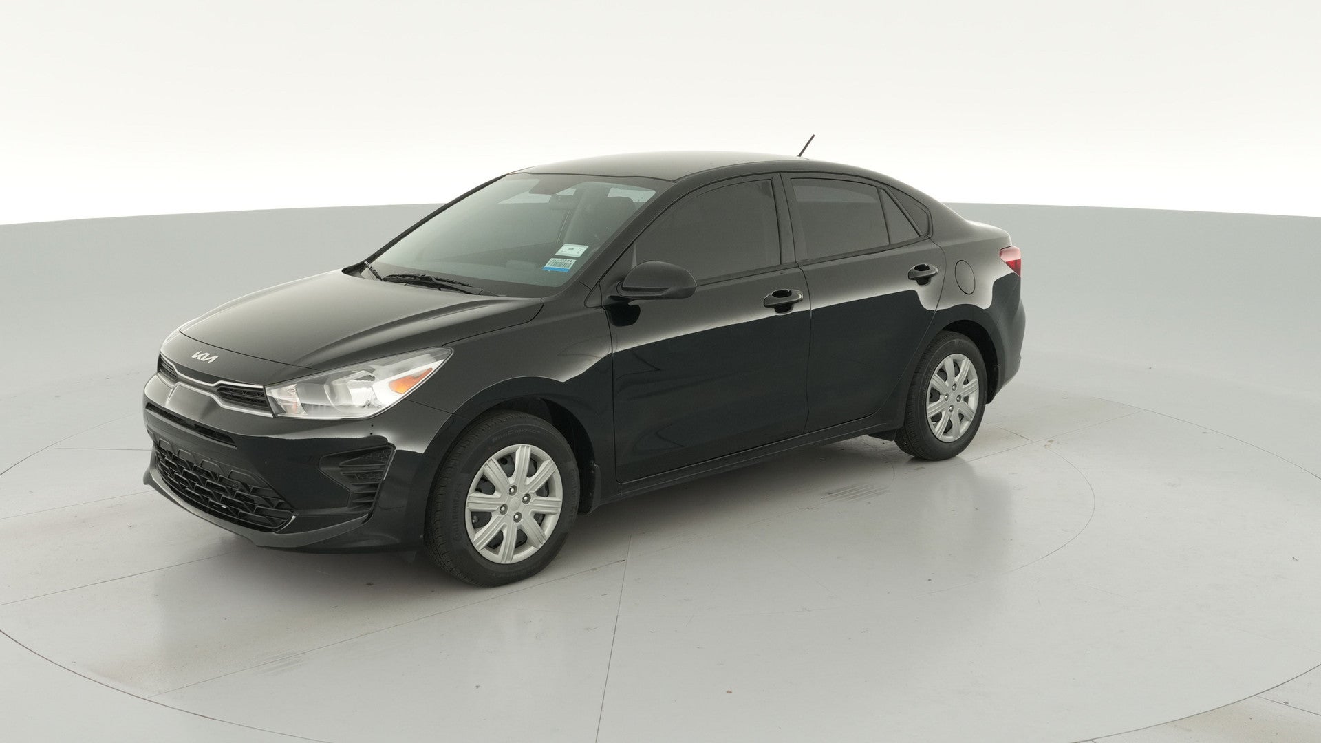2023 Kia Rio vehicle photo