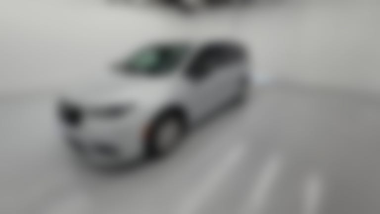 2024 Chrysler Pacifica vehicle photo