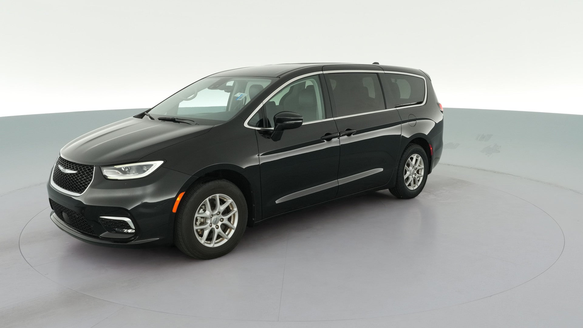 2024 Chrysler Pacifica vehicle photo