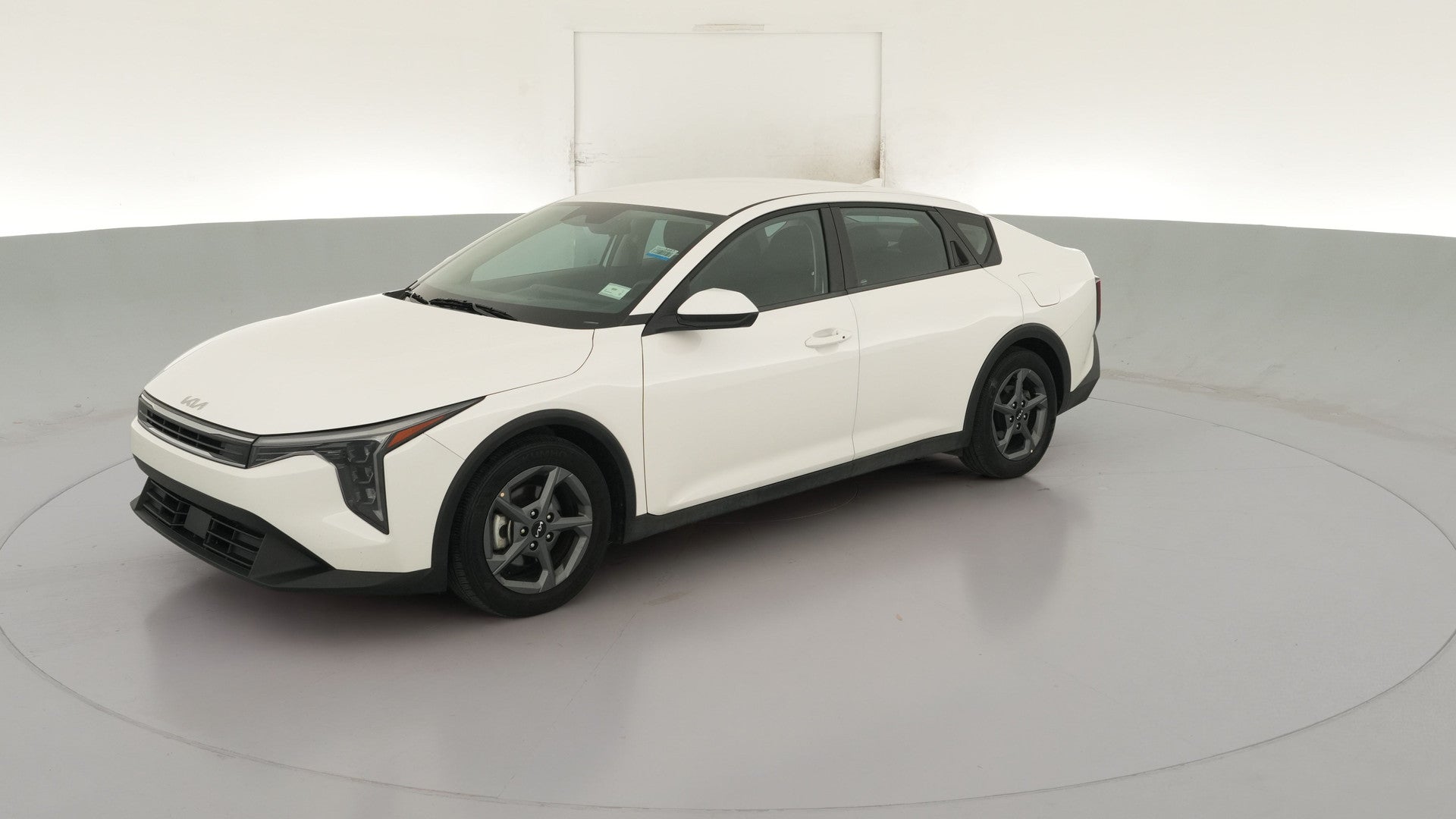 2025 Kia K4 vehicle photo