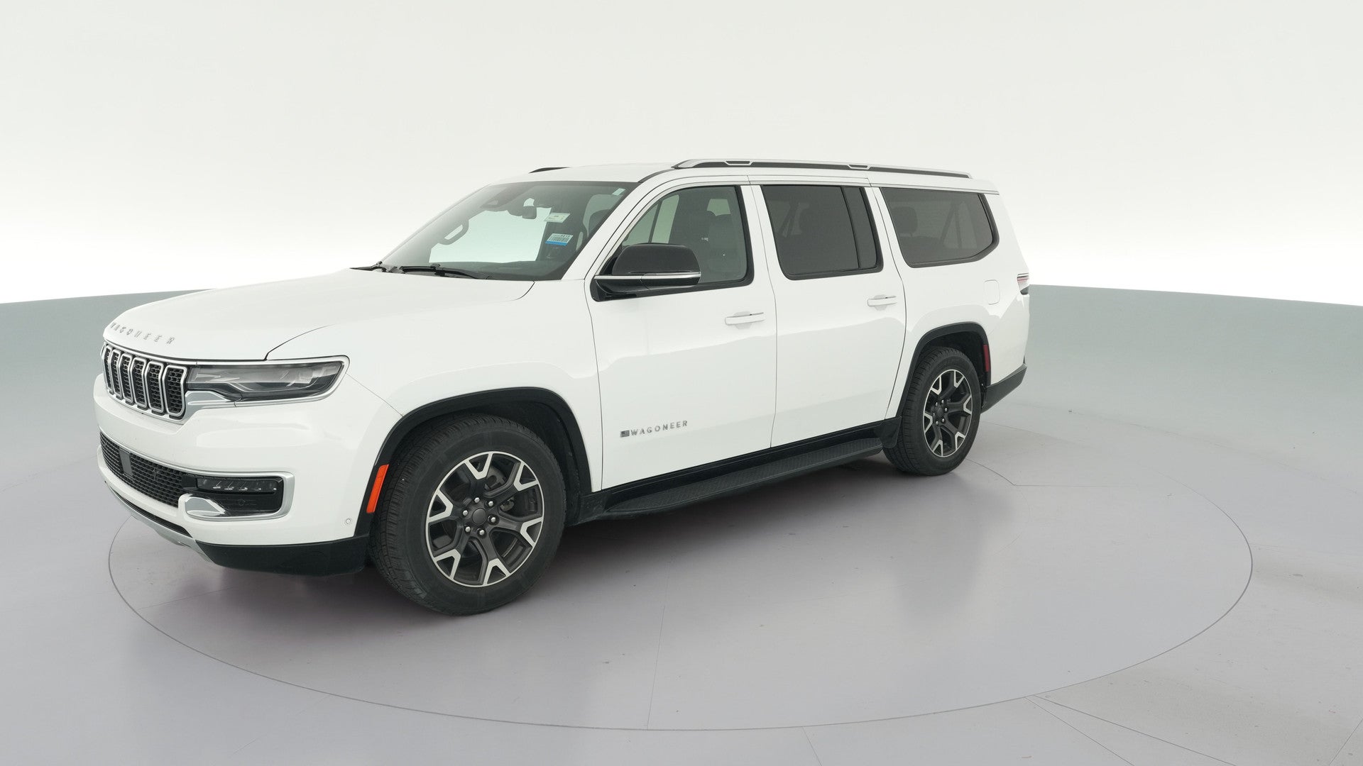 2023 Jeep Wagoneer L vehicle photo