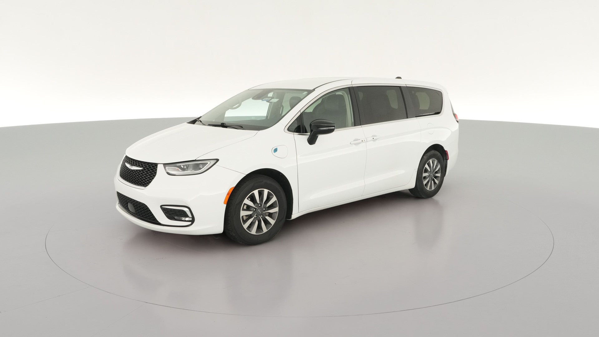 2024 Chrysler Pacifica Hybrid vehicle photo