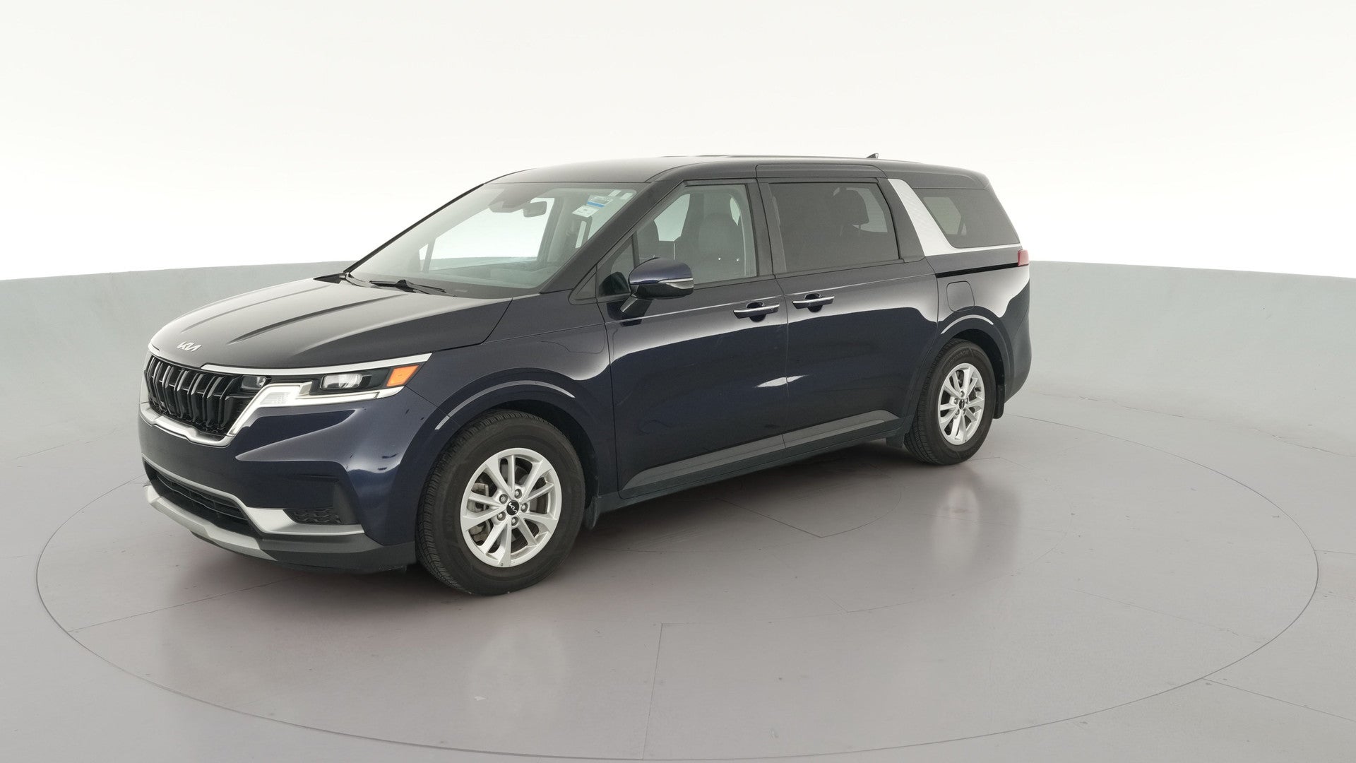 2023 Kia Carnival vehicle photo