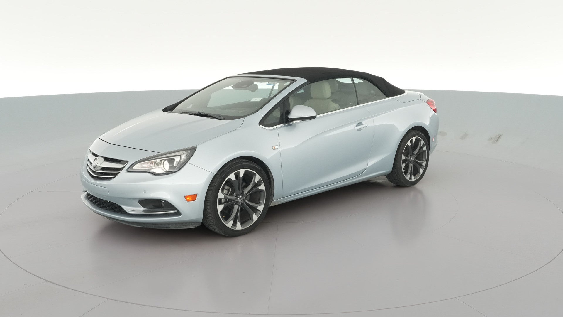 2017 Buick Cascada vehicle photo