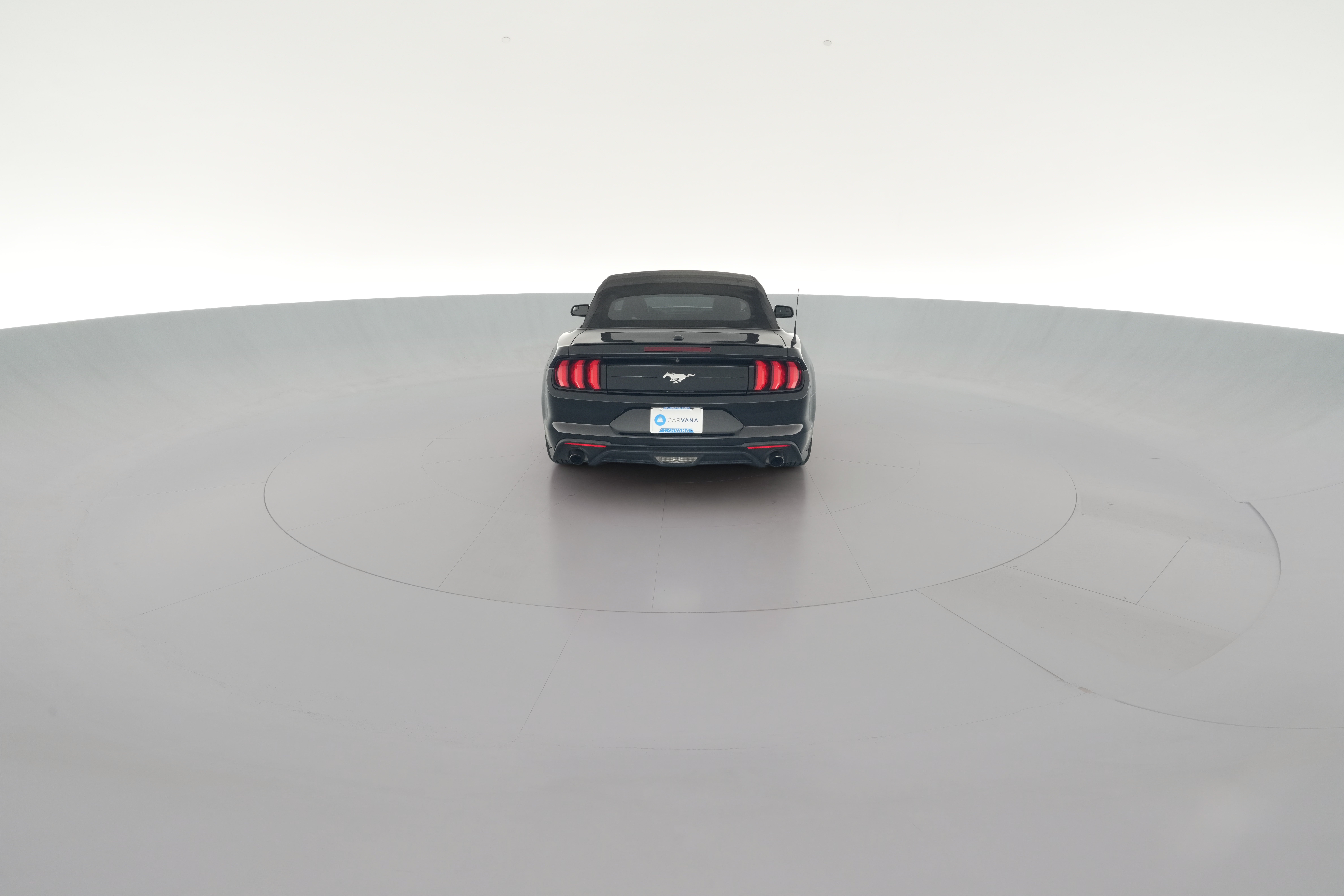 2018 Ford Mustang EcoBoost Premium - Photo 30