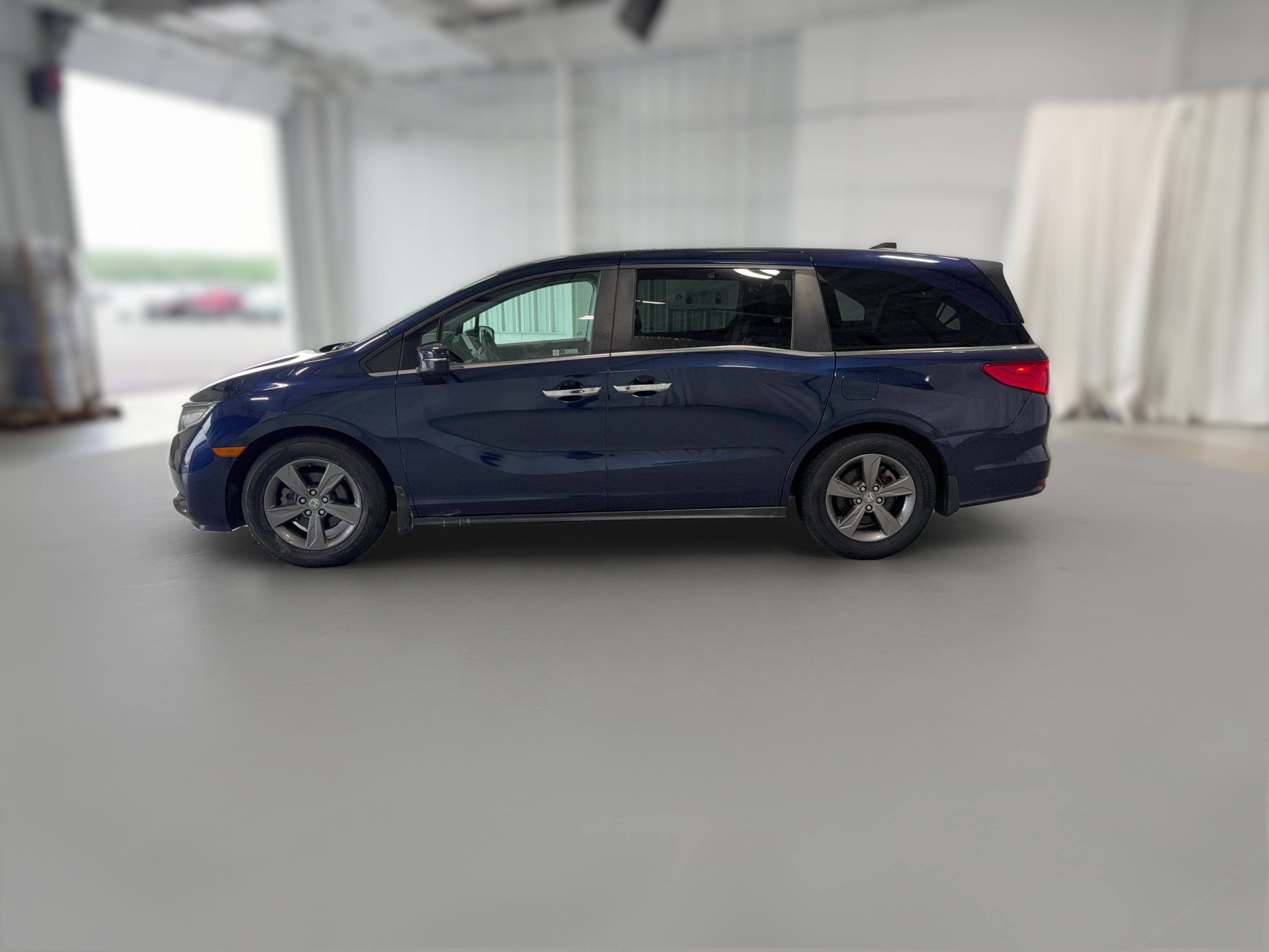 2022 Honda Odyssey EX - Photo 32