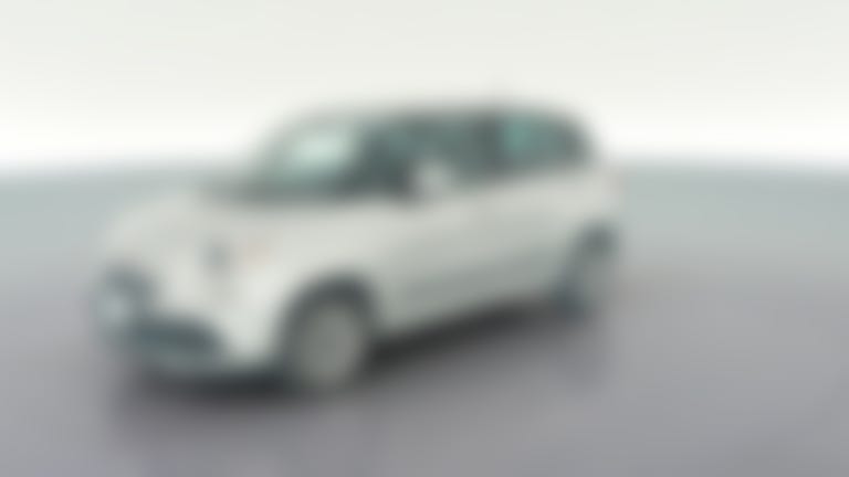 2019 FIAT 500L vehicle photo
