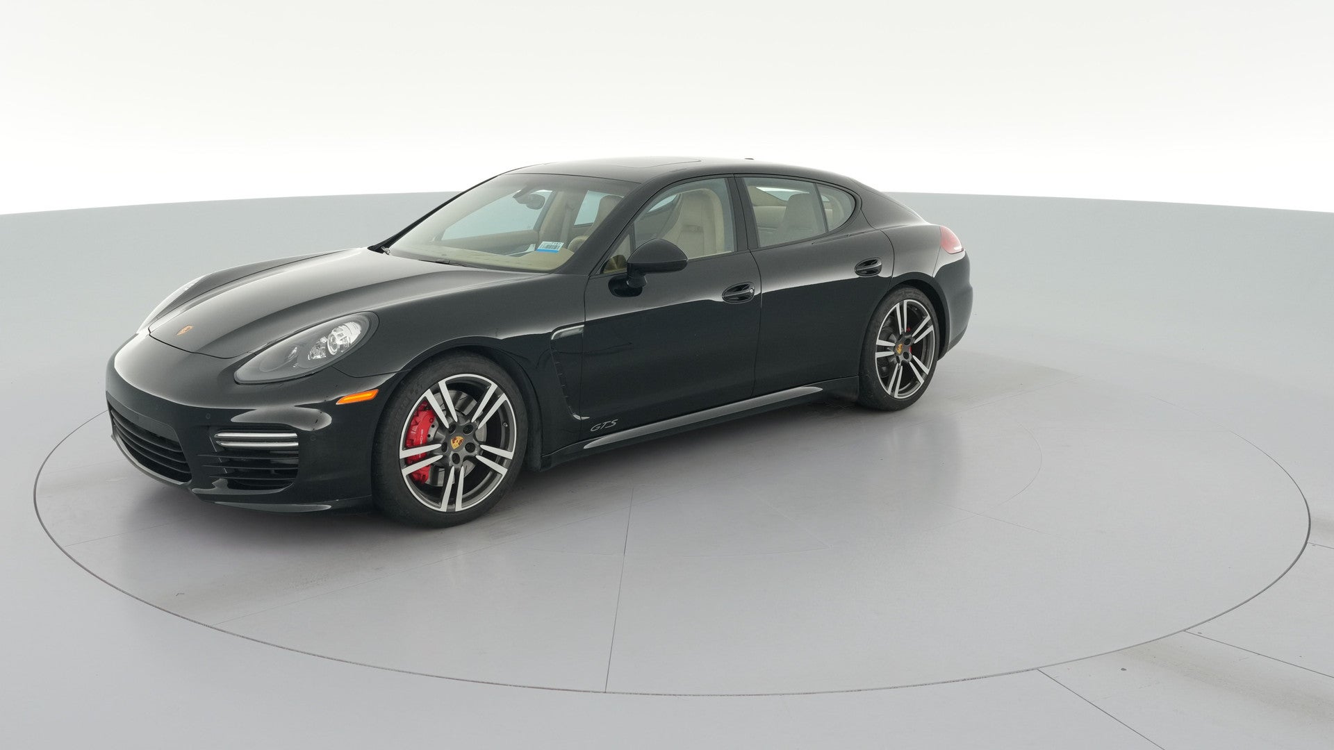 2016 Porsche Panamera vehicle photo