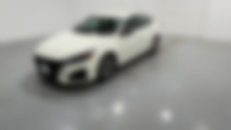 2025 Nissan Altima vehicle photo