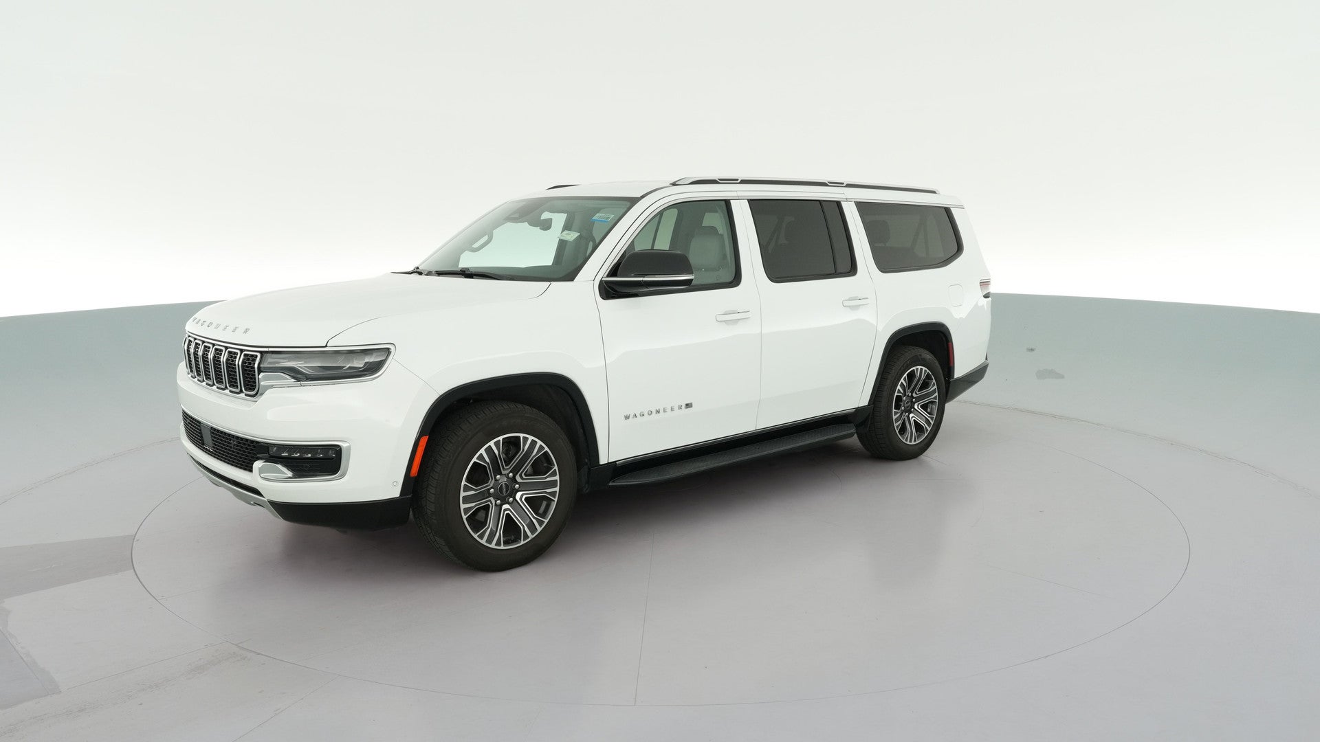 2023 Jeep Wagoneer L vehicle photo