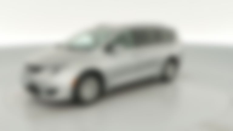 2019 Chrysler Pacifica vehicle photo