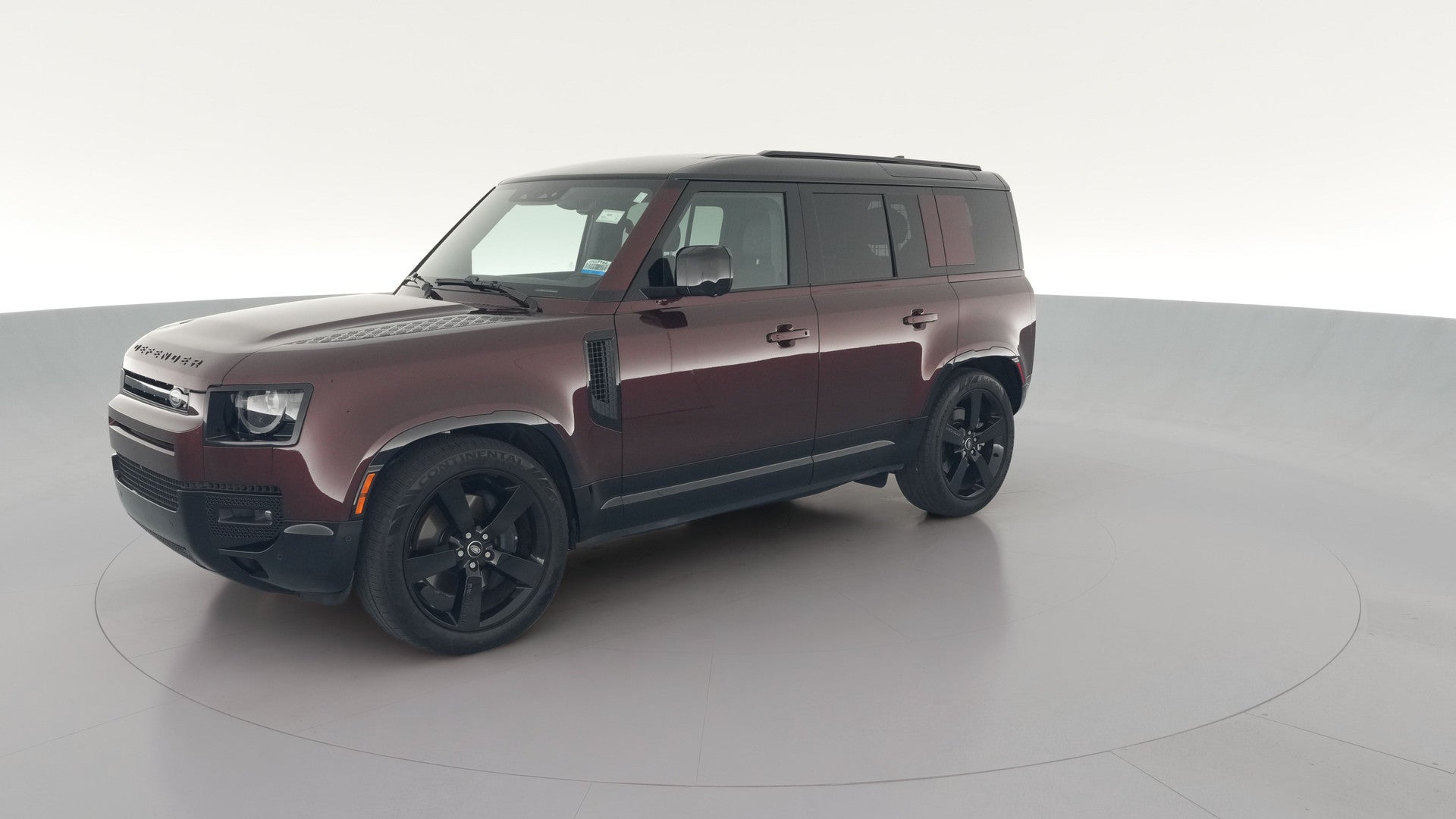 2025 Land Rover Defender 110 vehicle photo