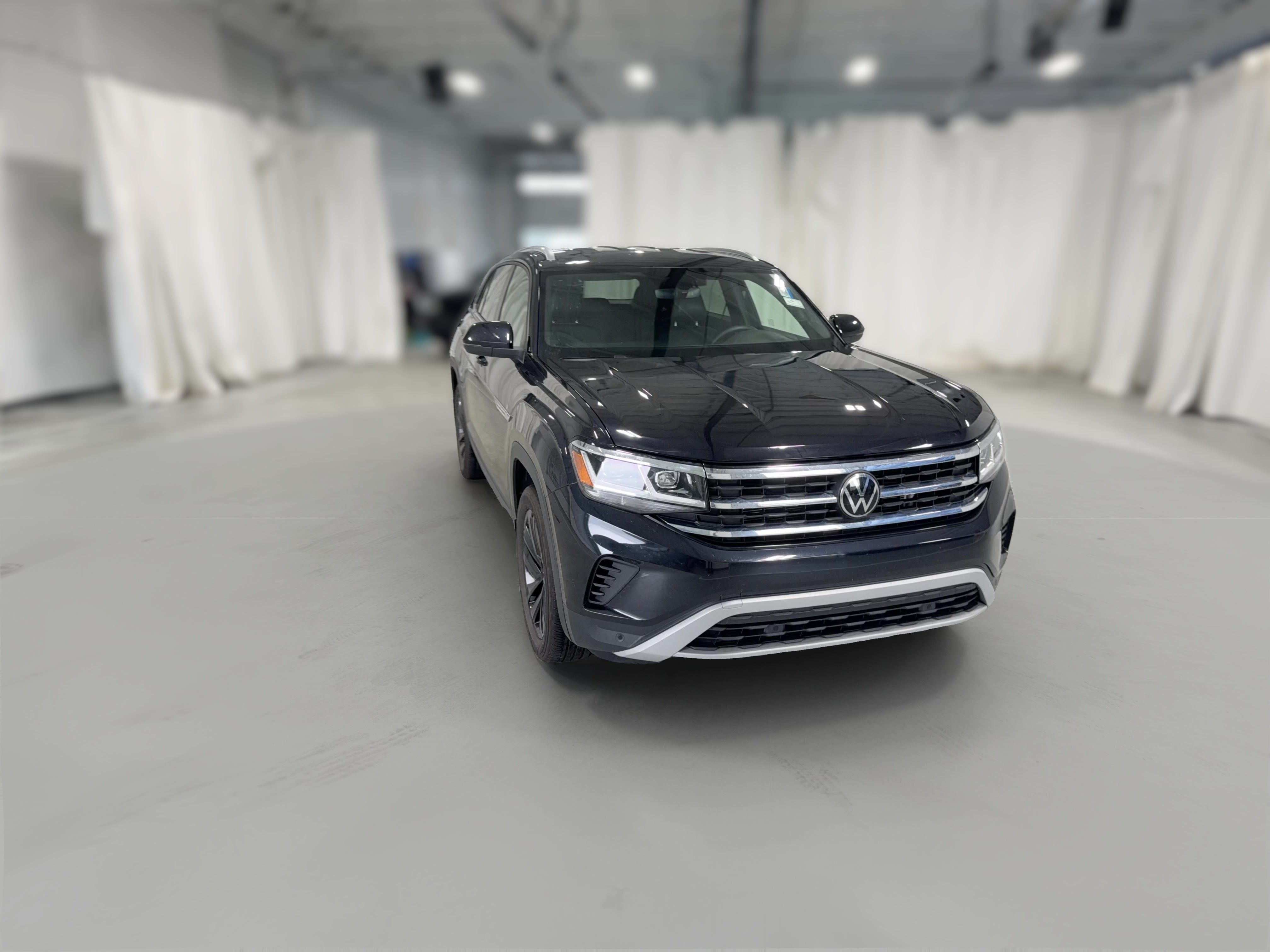 2023 Volkswagen Atlas Cross Sport SE w/Tech - Photo 38
