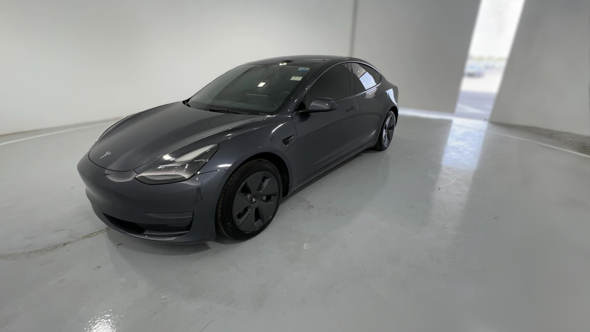 2023 Tesla Model 3 vehicle photo