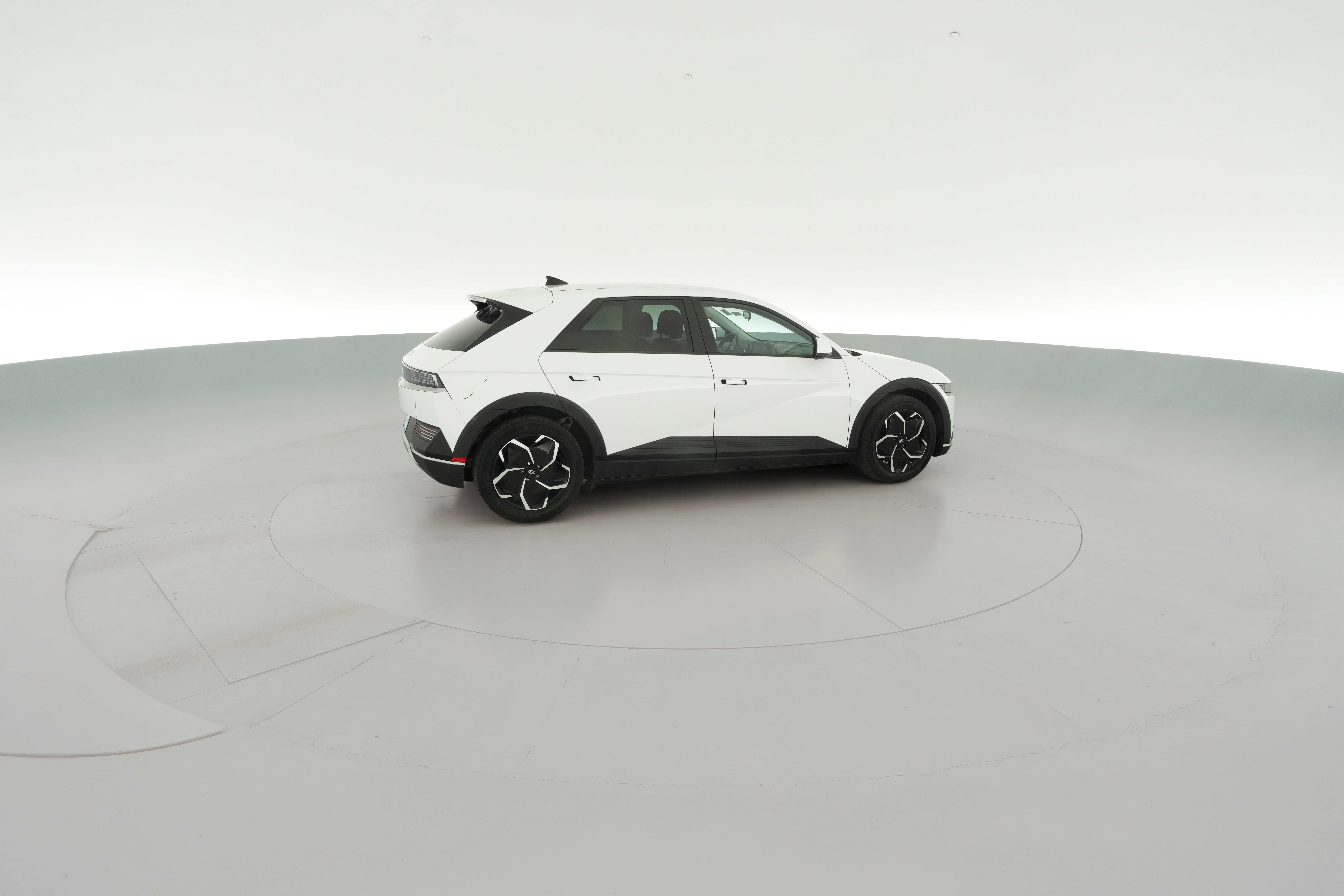 2023 Hyundai IONIQ 5 SE - Photo 33
