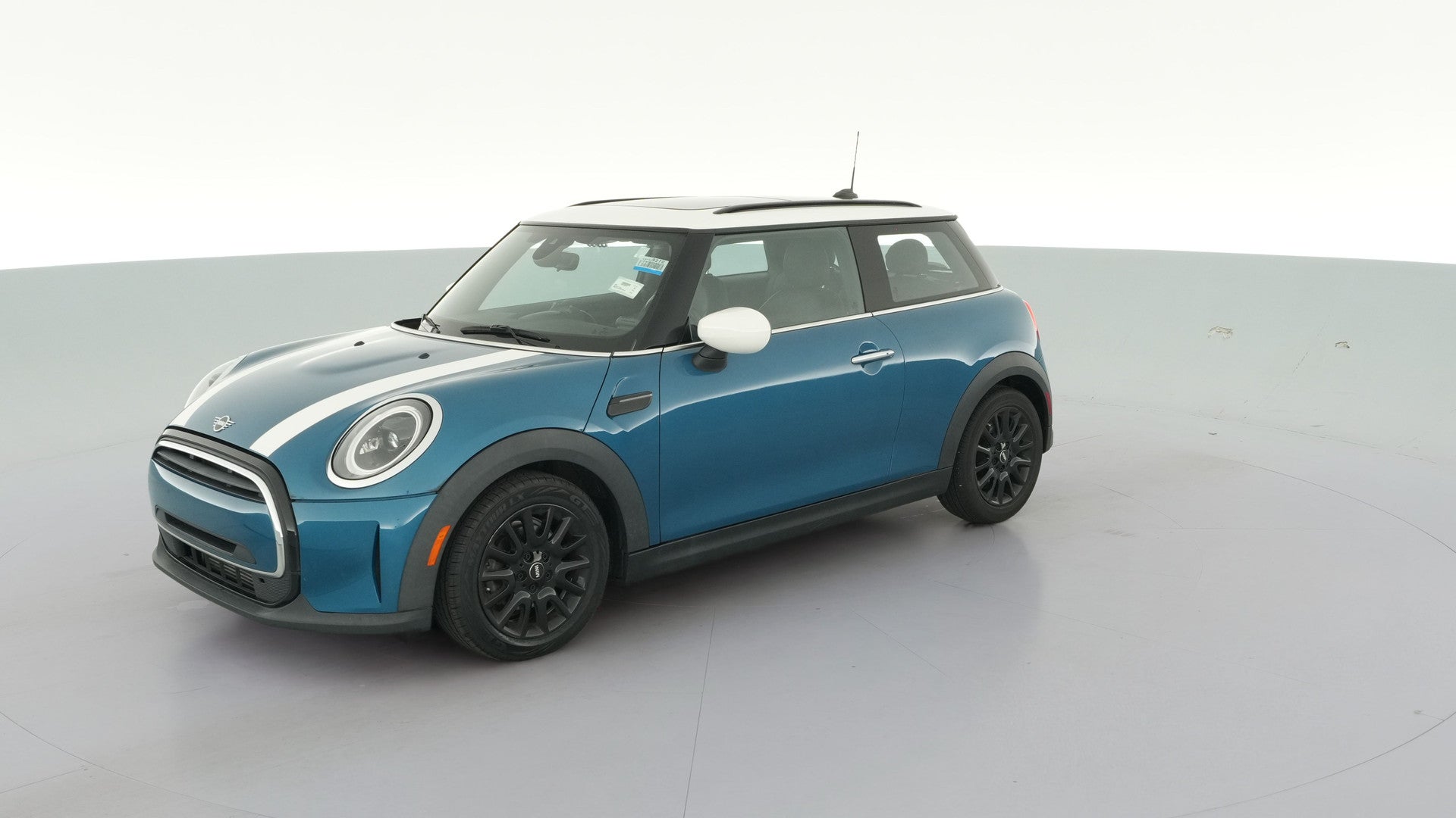 2022 MINI Hardtop 2 Door vehicle photo