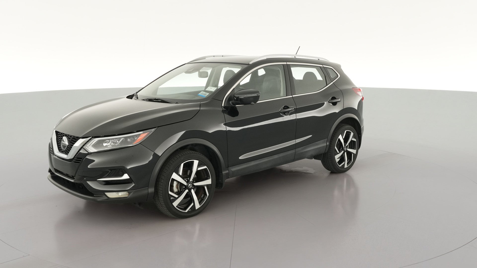2020 Nissan Rogue Sport vehicle photo