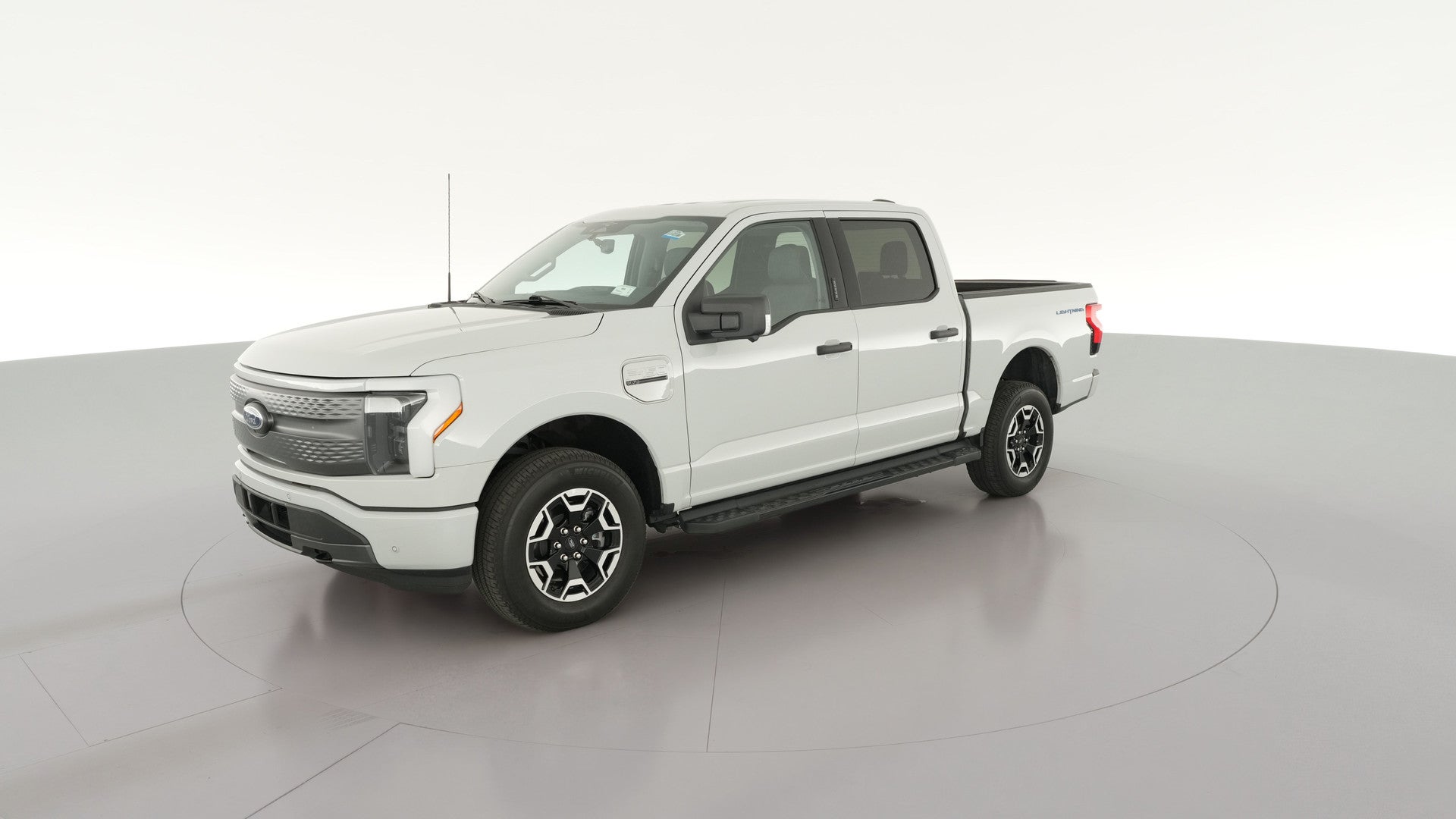 2023 Ford F150 Lightning vehicle photo