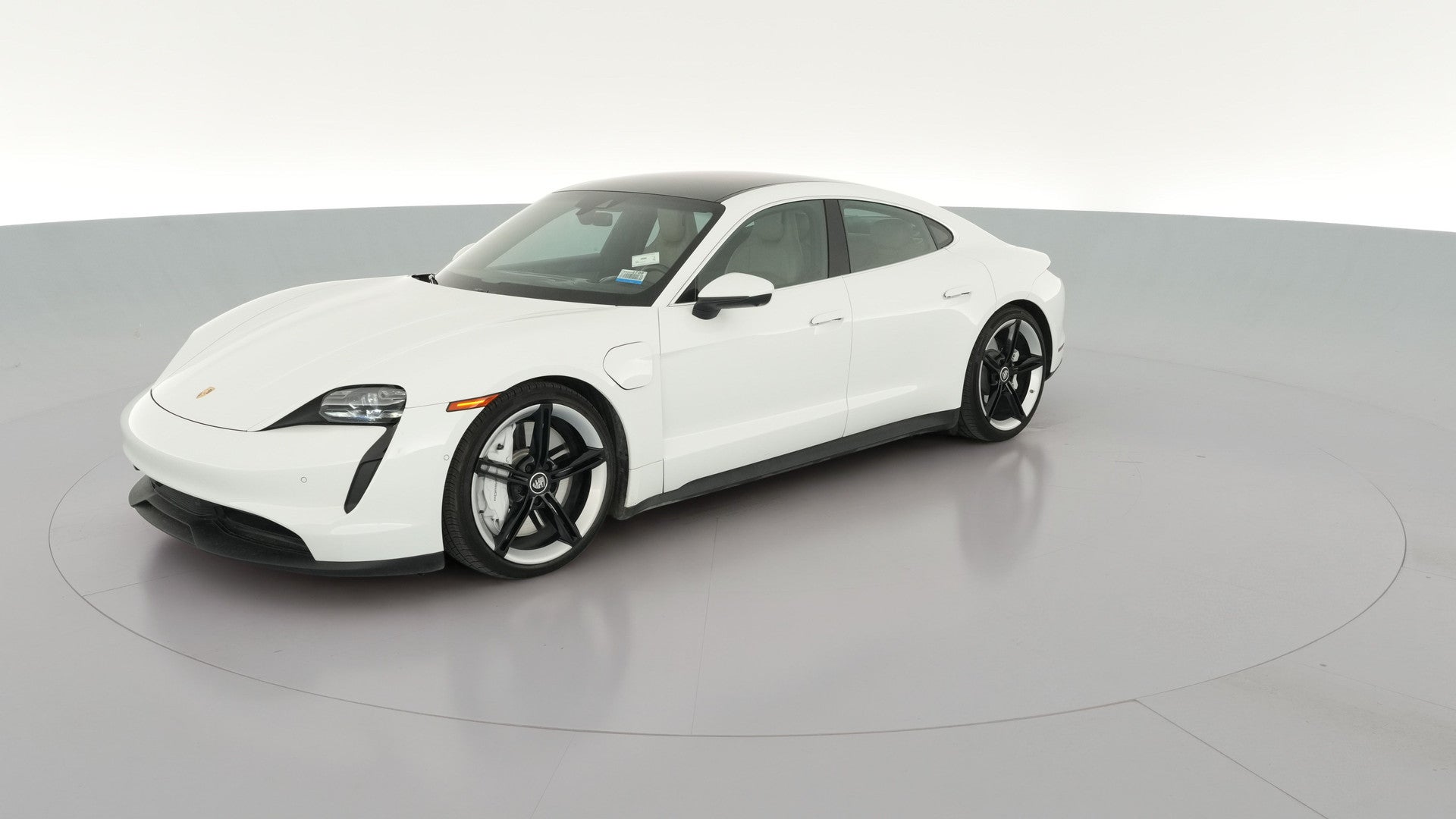 2020 Porsche Taycan vehicle photo