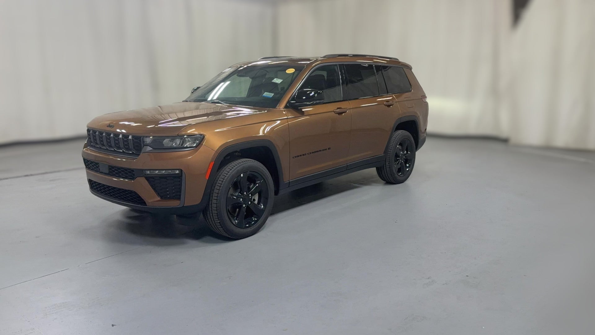 2026 Jeep Grand Cherokee L vehicle photo