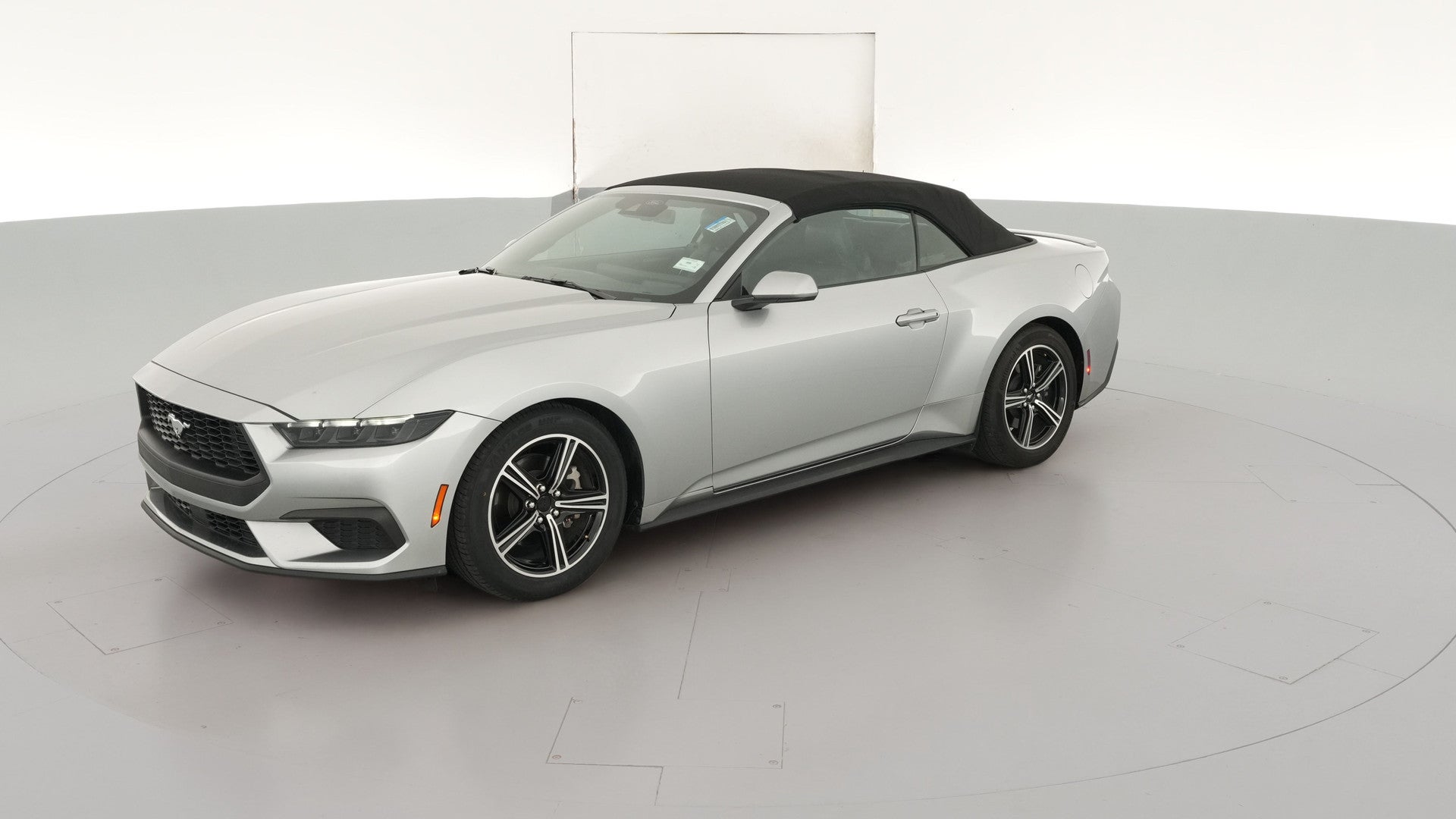 2025 Ford Mustang vehicle photo