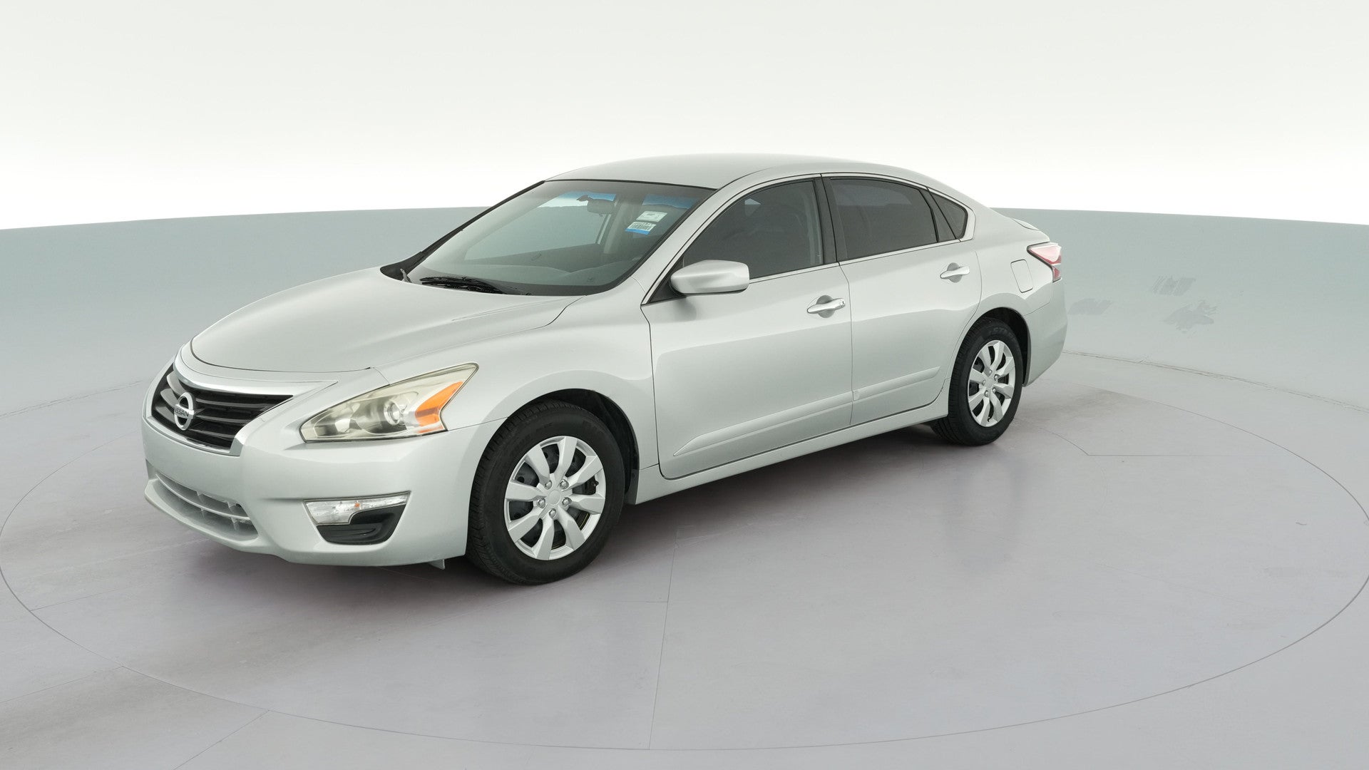 2014 Nissan Altima vehicle photo