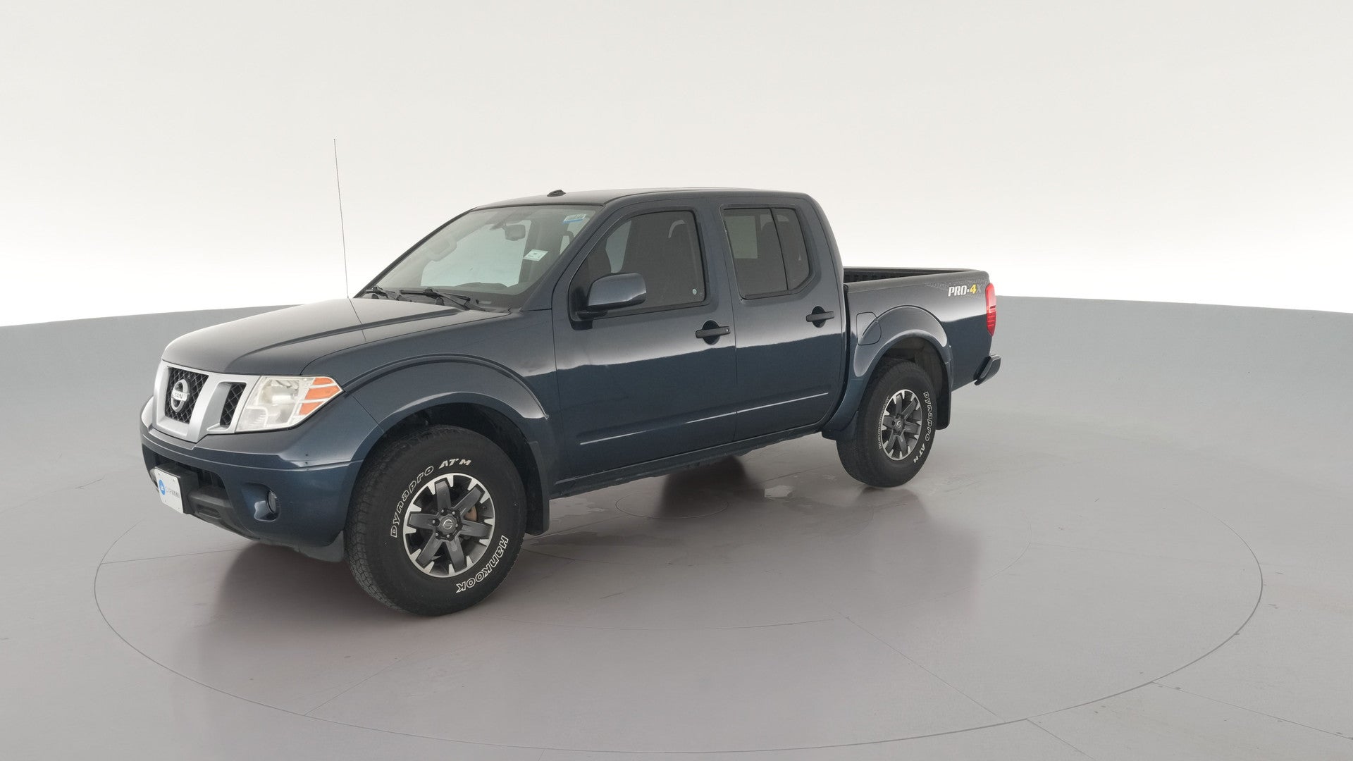 2019 Nissan Frontier Crew Cab vehicle photo
