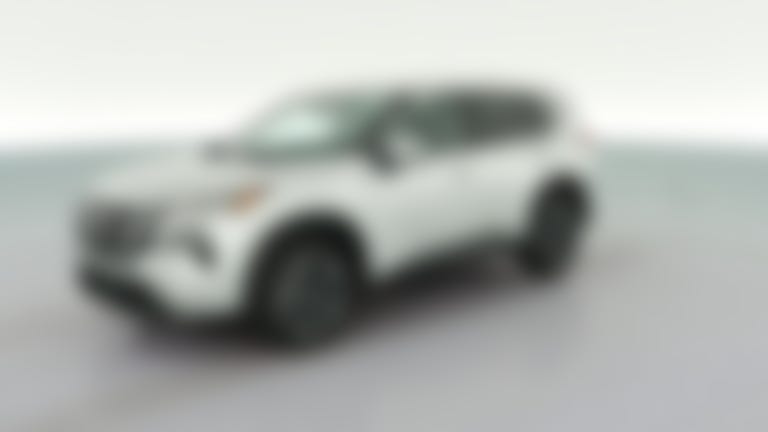 2025 Nissan Rogue vehicle photo