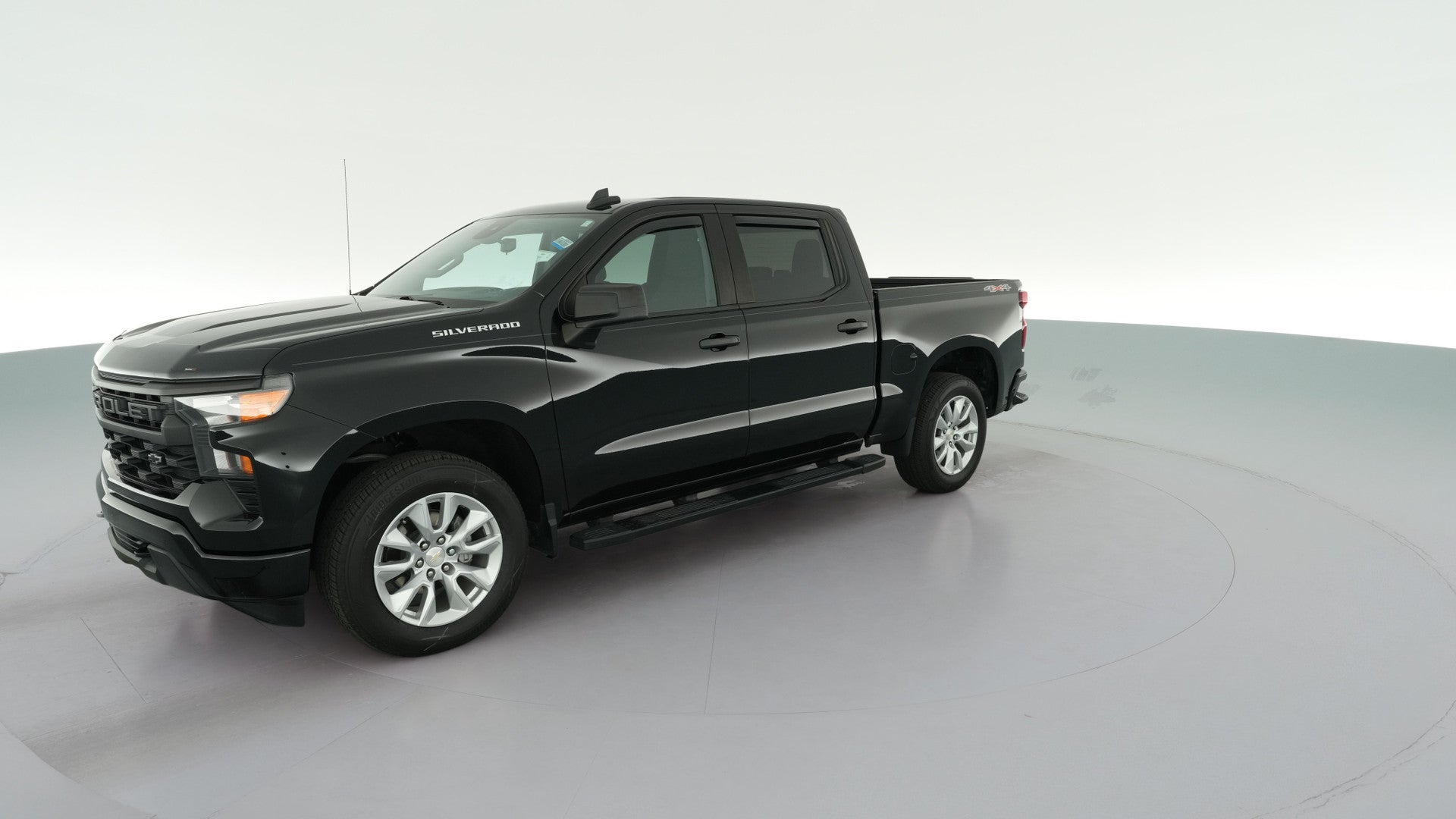 2023 Chevrolet Silverado 1500 Crew Cab vehicle photo