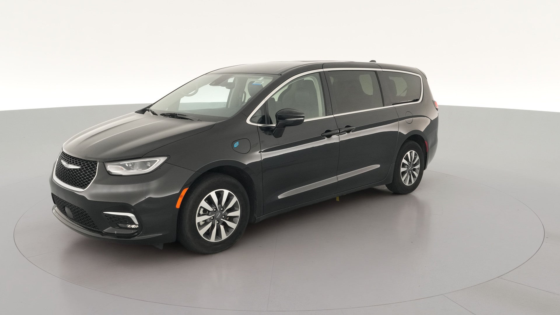 2024 Chrysler Pacifica Hybrid vehicle photo