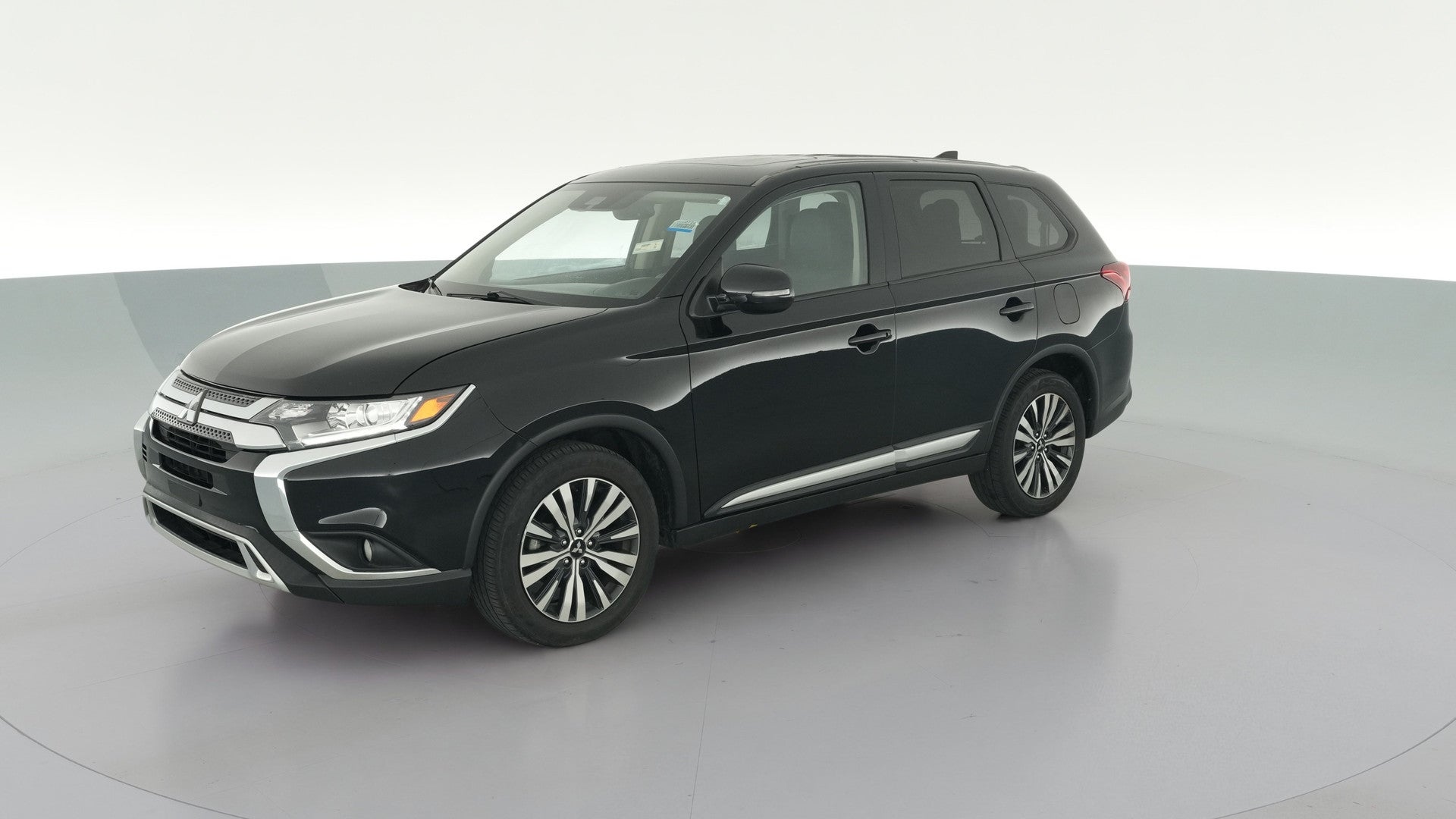 2020 Mitsubishi Outlander vehicle photo