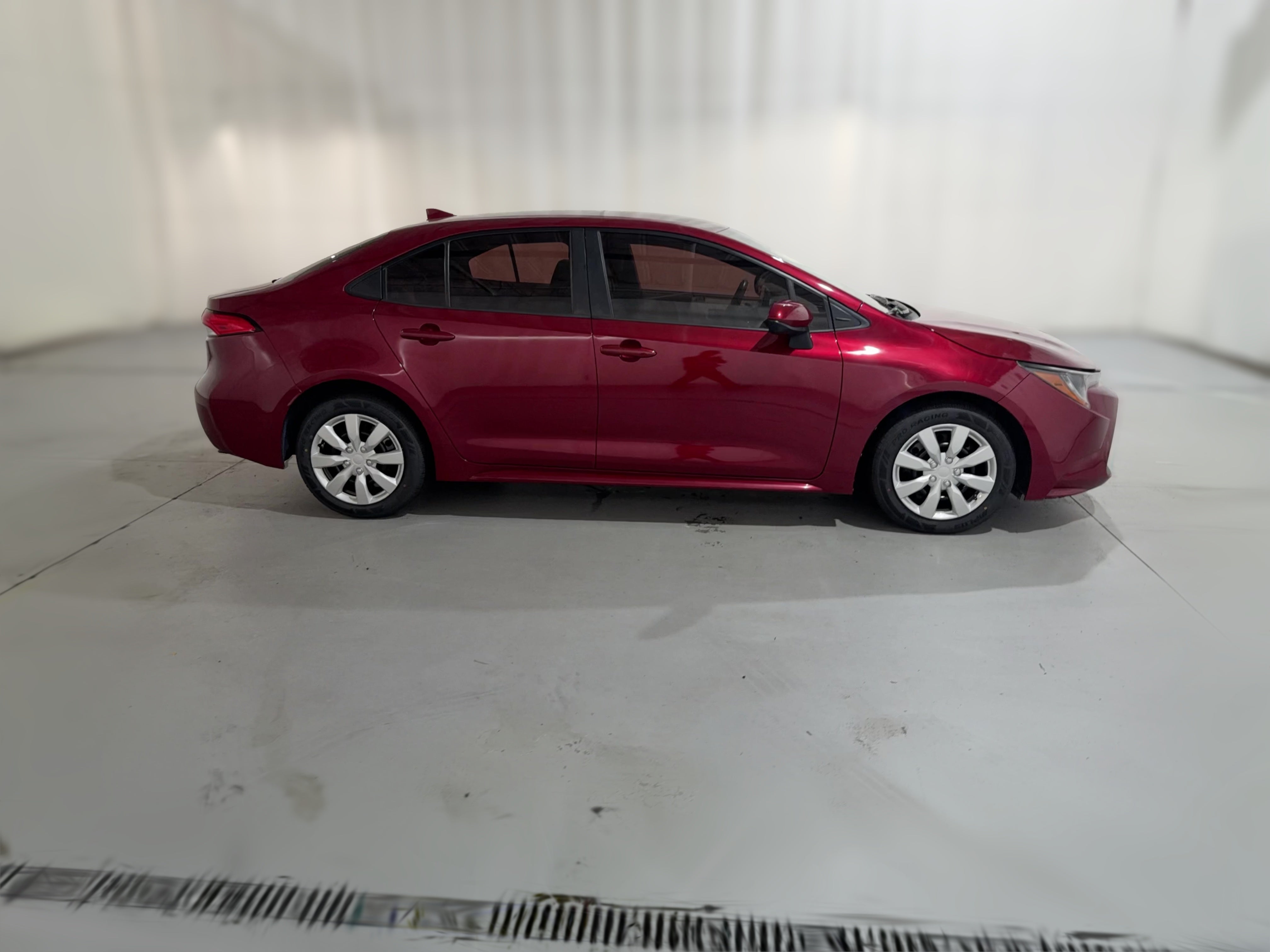 2022 Toyota Corolla LE - Photo 33