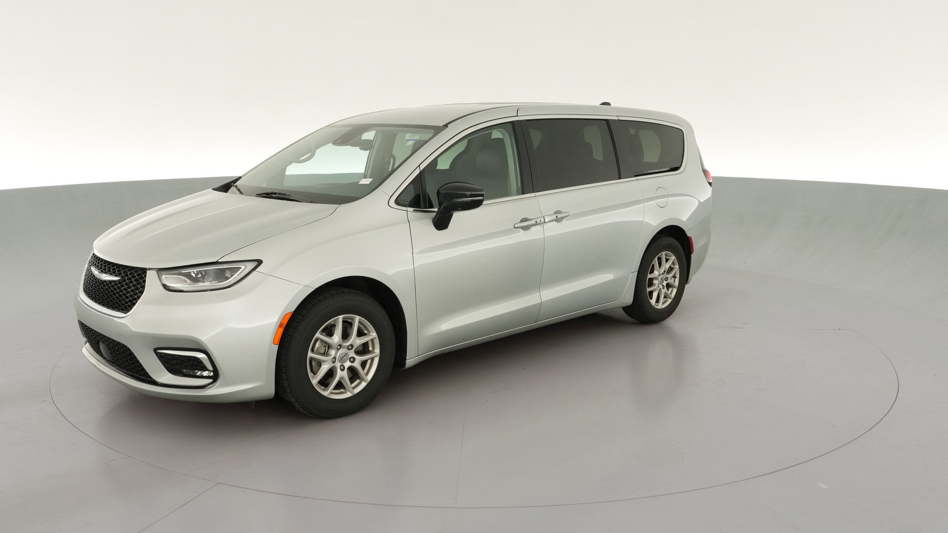 2024 Chrysler Pacifica vehicle photo