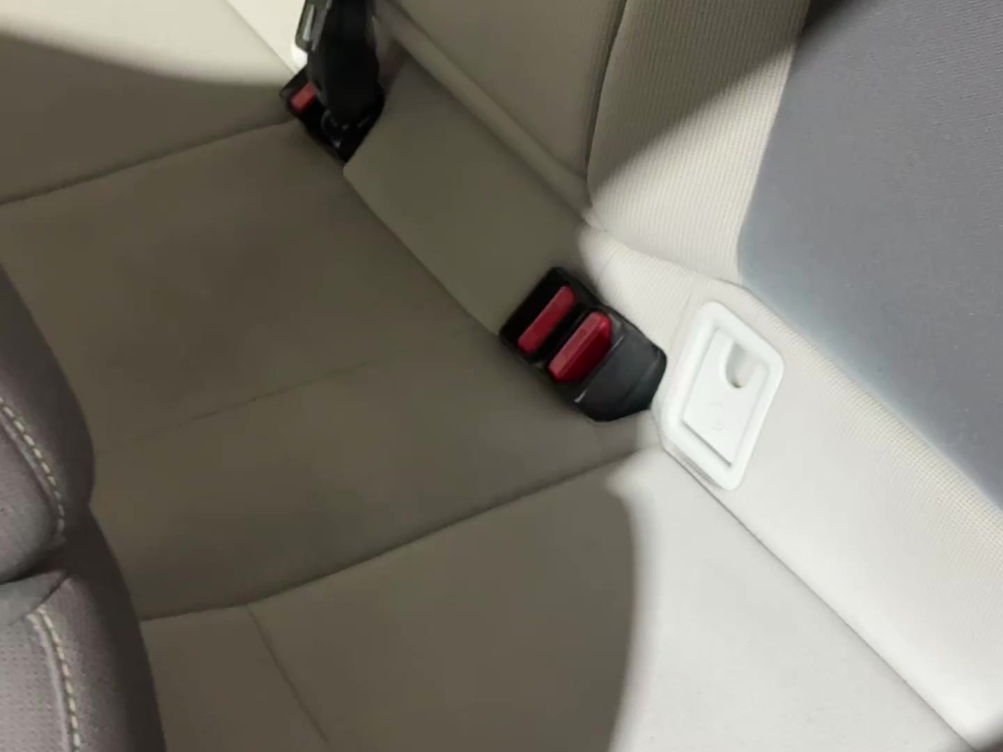 2022 Toyota Corolla LE - Photo 17