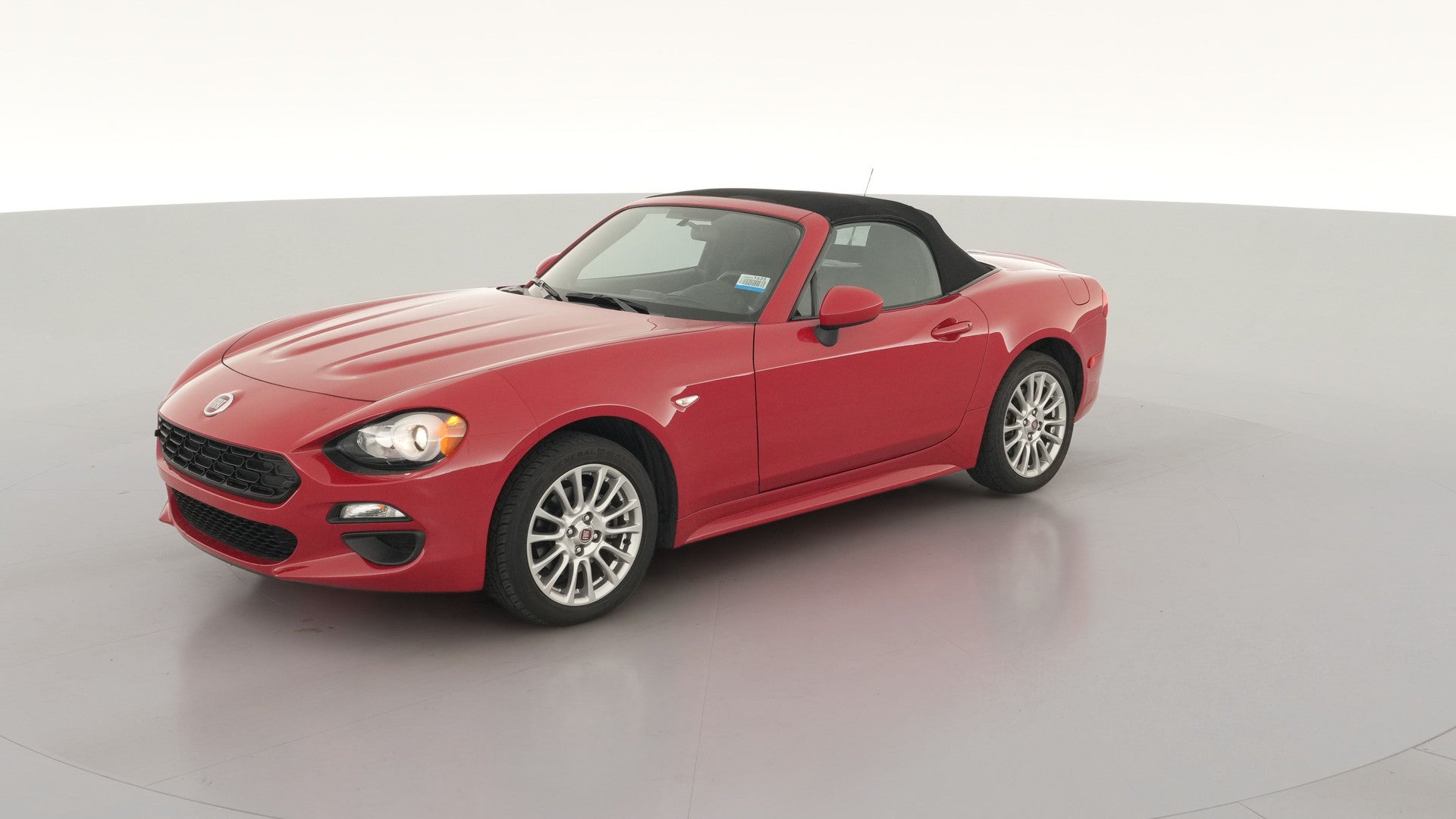 2018 FIAT 124 Spider vehicle photo