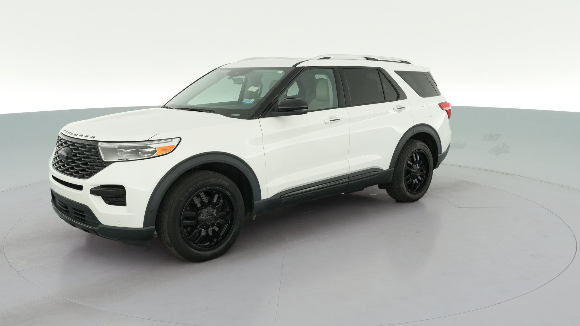 2020 Ford Explorer vehicle photo
