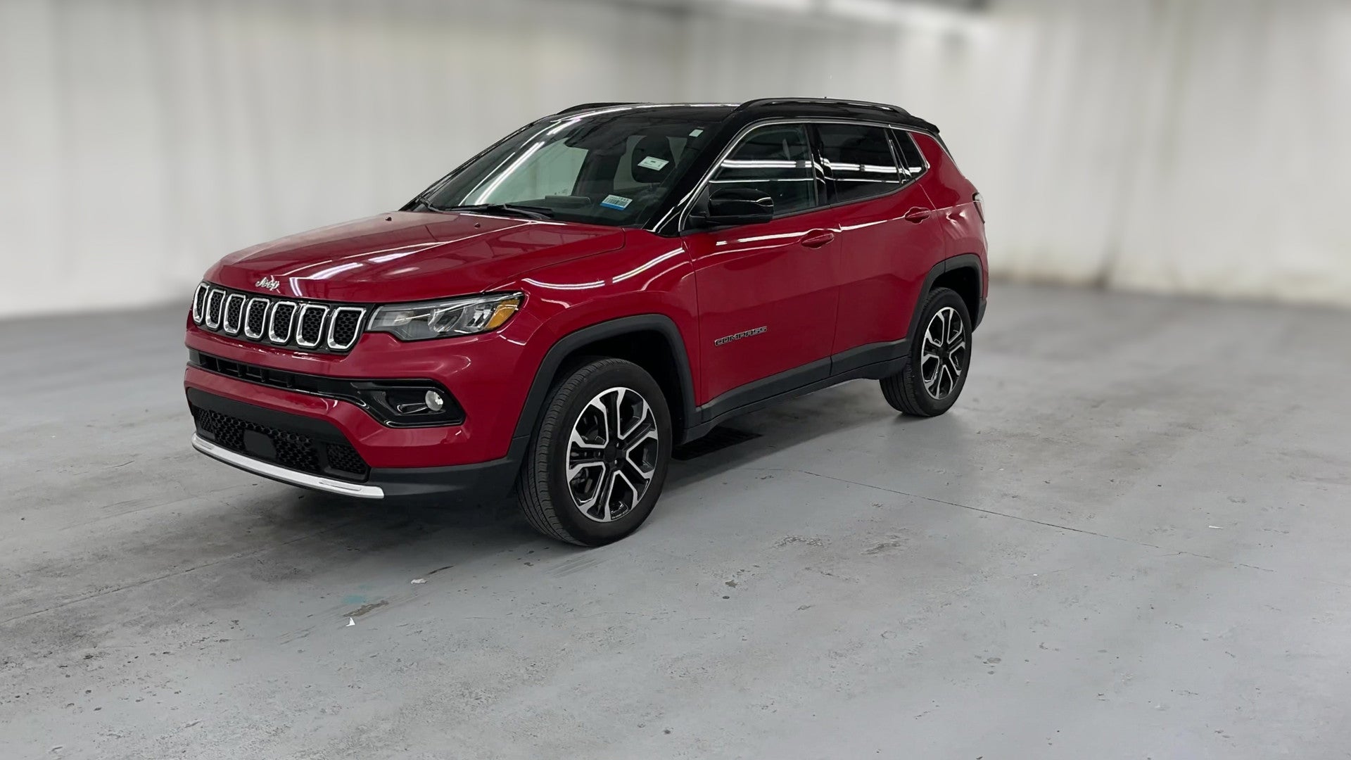 2023 Jeep Compass vehicle photo