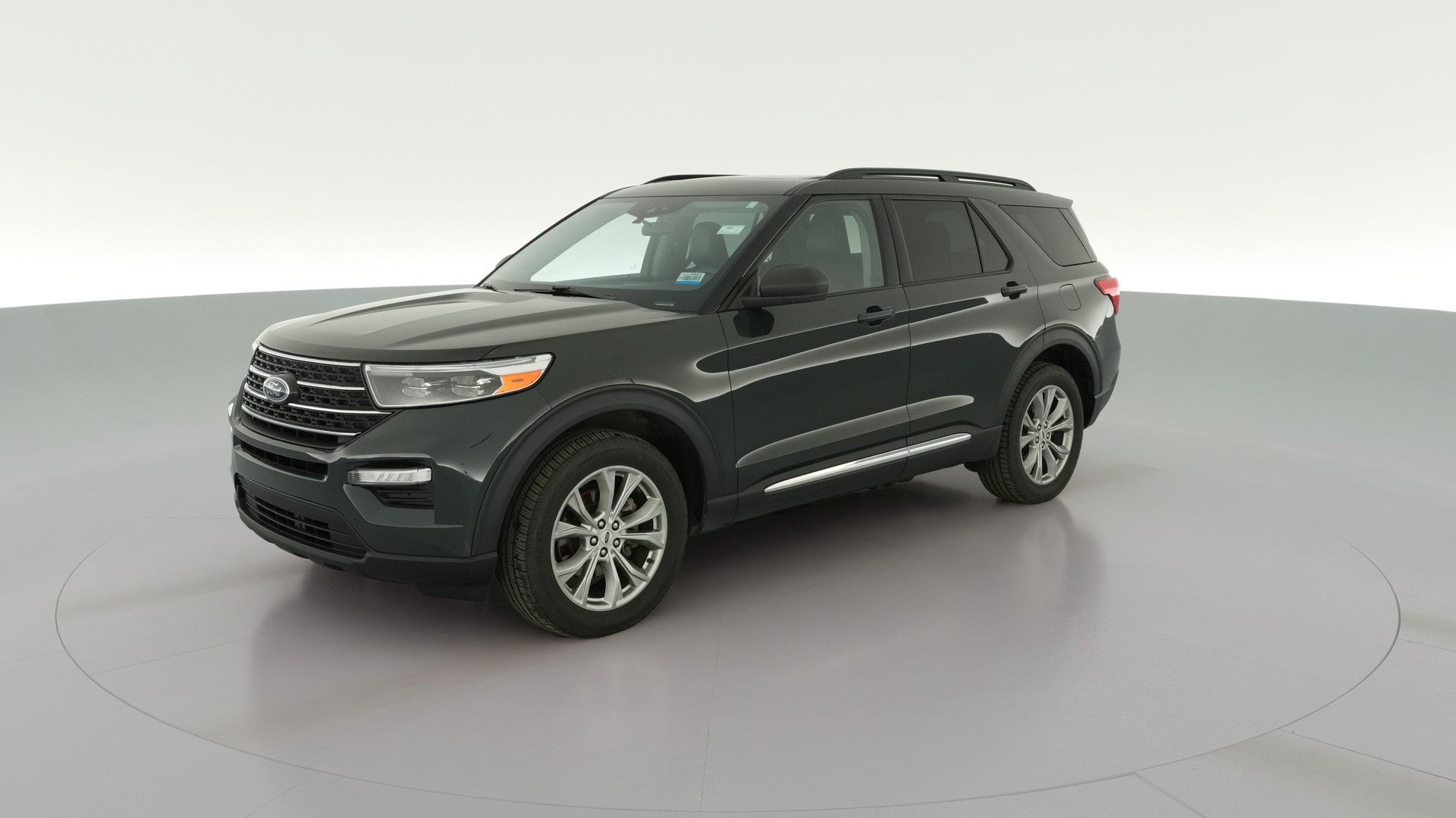 2023 Ford Explorer vehicle photo