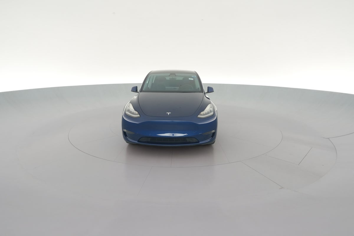 2021 Tesla Model Y Standard Range in Deep Blue Metallic — 360° view 1