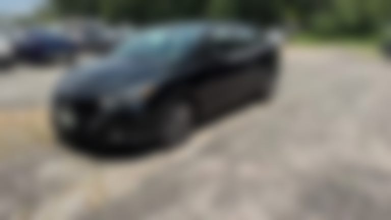 2025 Nissan Versa vehicle photo