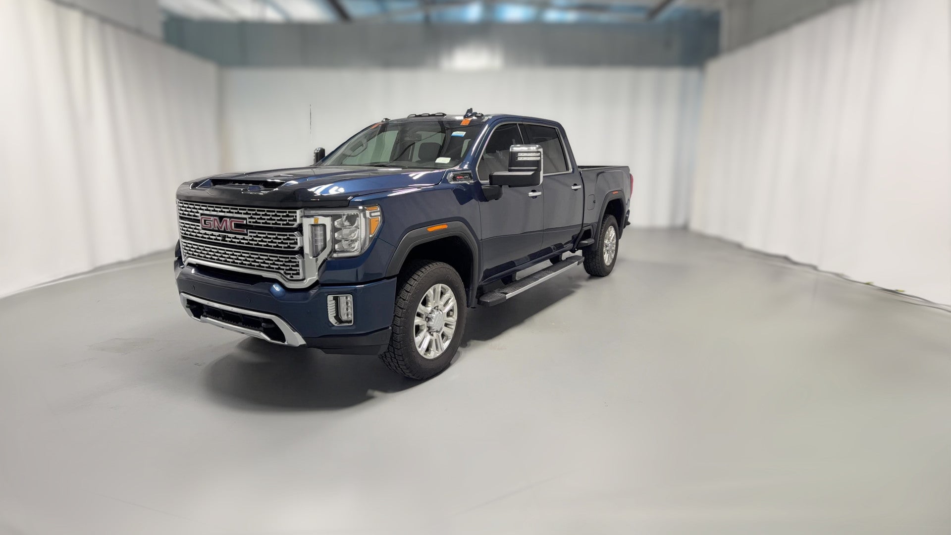 2021 GMC Sierra 2500 HD Crew Cab vehicle photo